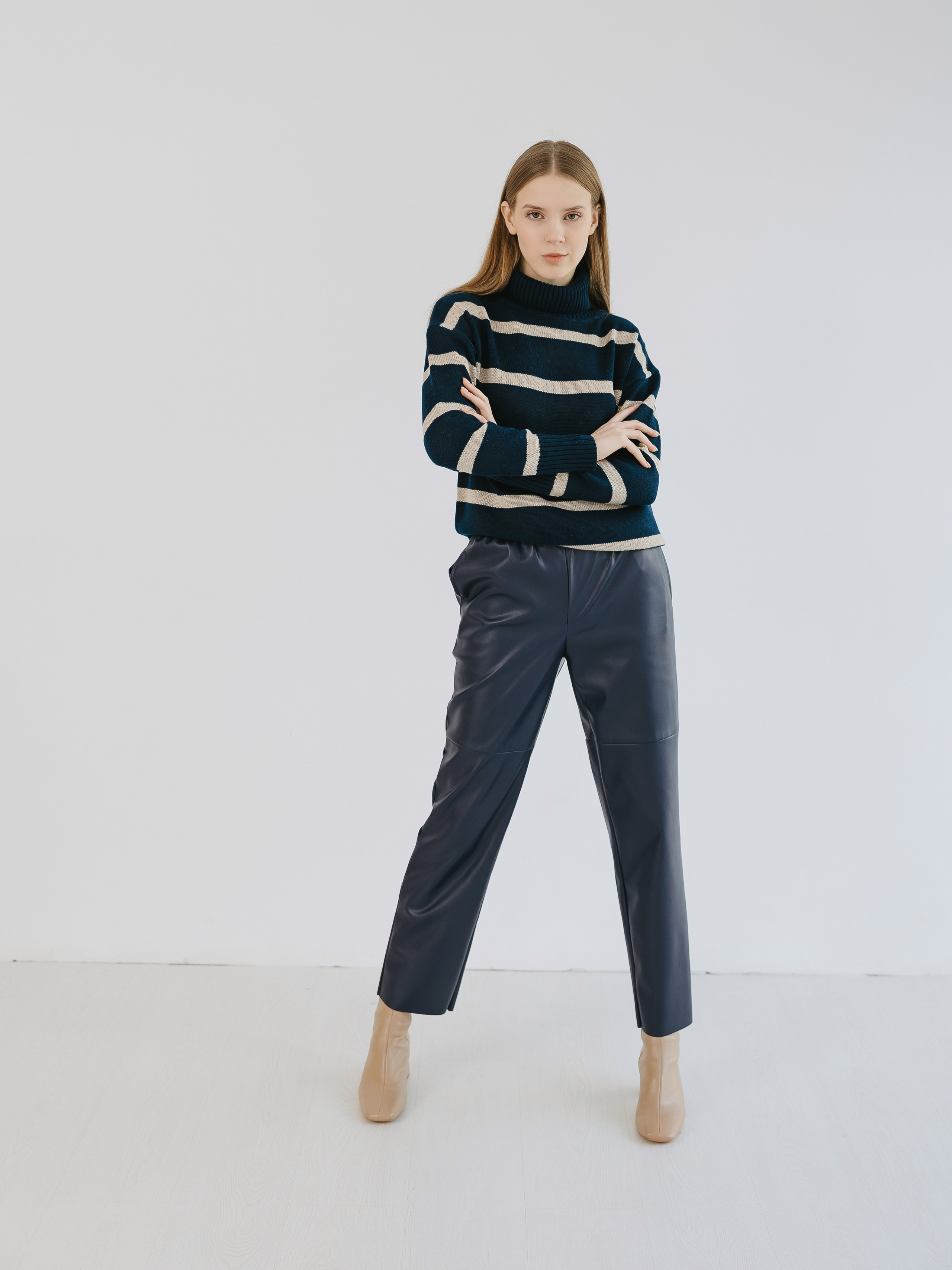 Каталог — нейтральный фон. Фото и видео контент за одну съемку — Веретенников Егор