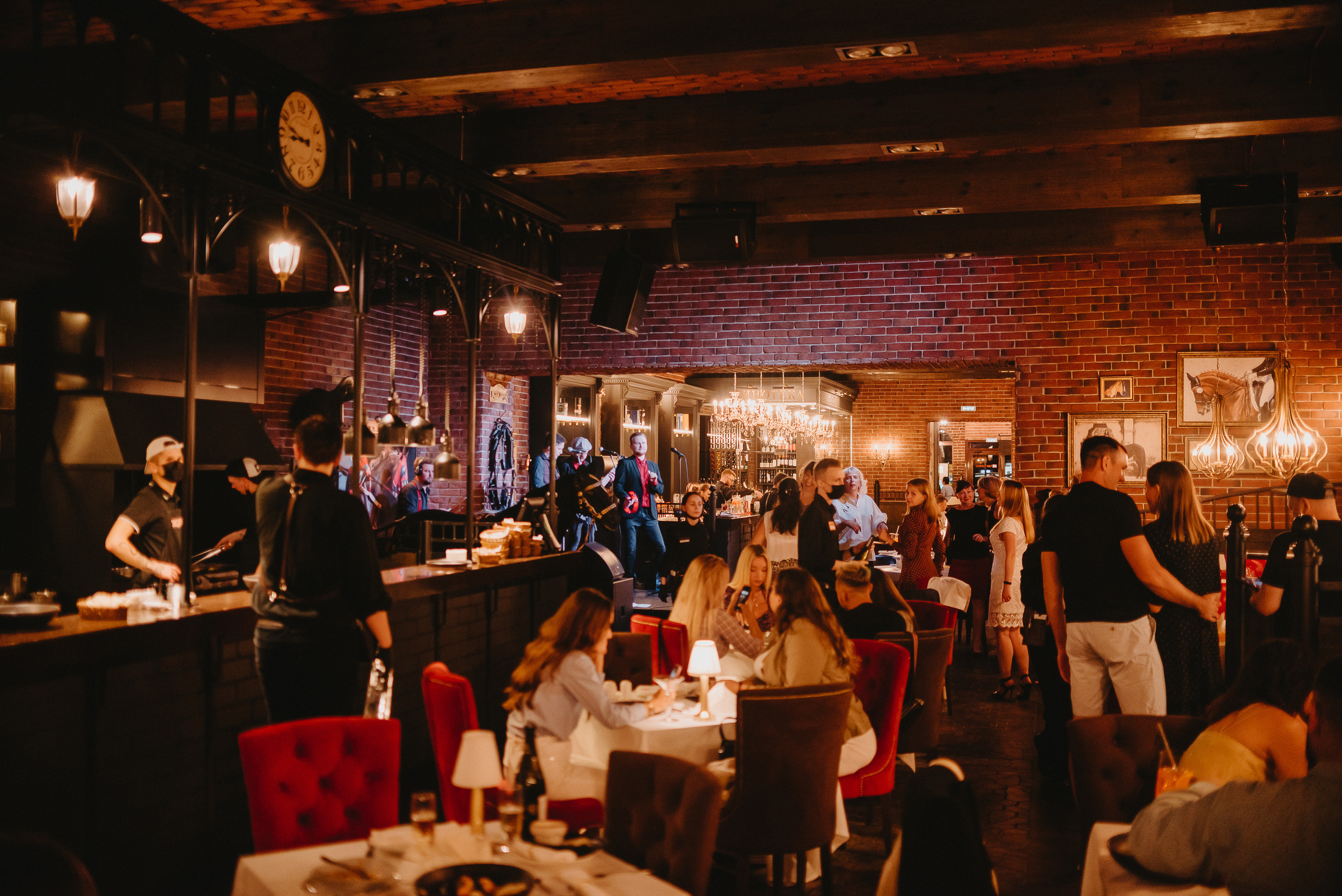 День рождения ресторана Конюшня. Фото и видео контент за одну съемку — Веретенников Егор