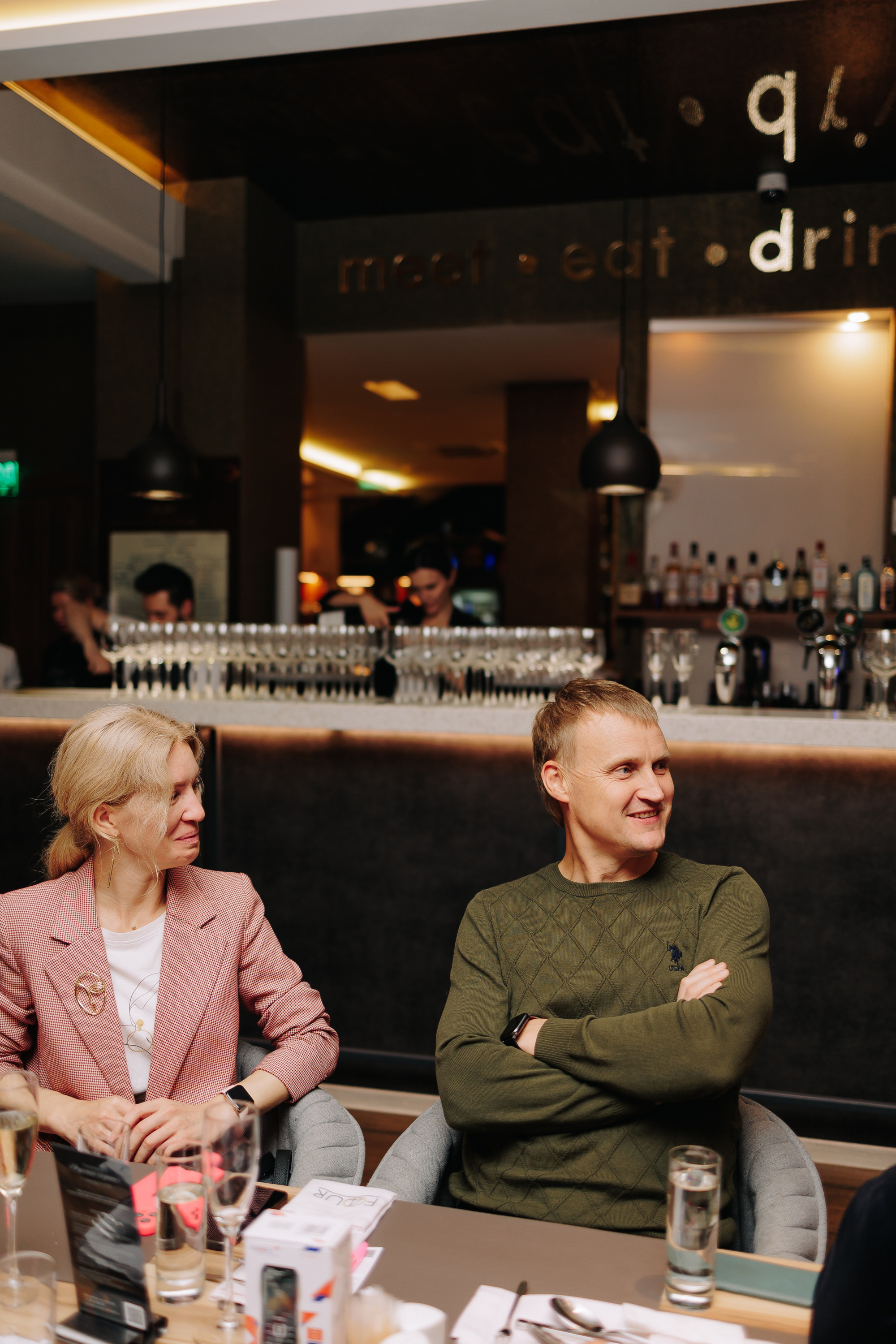 Гастроужин в ресторане FOUR с Денисом Кондратенко. Фото и видео контент за одну съемку — Веретенников Егор