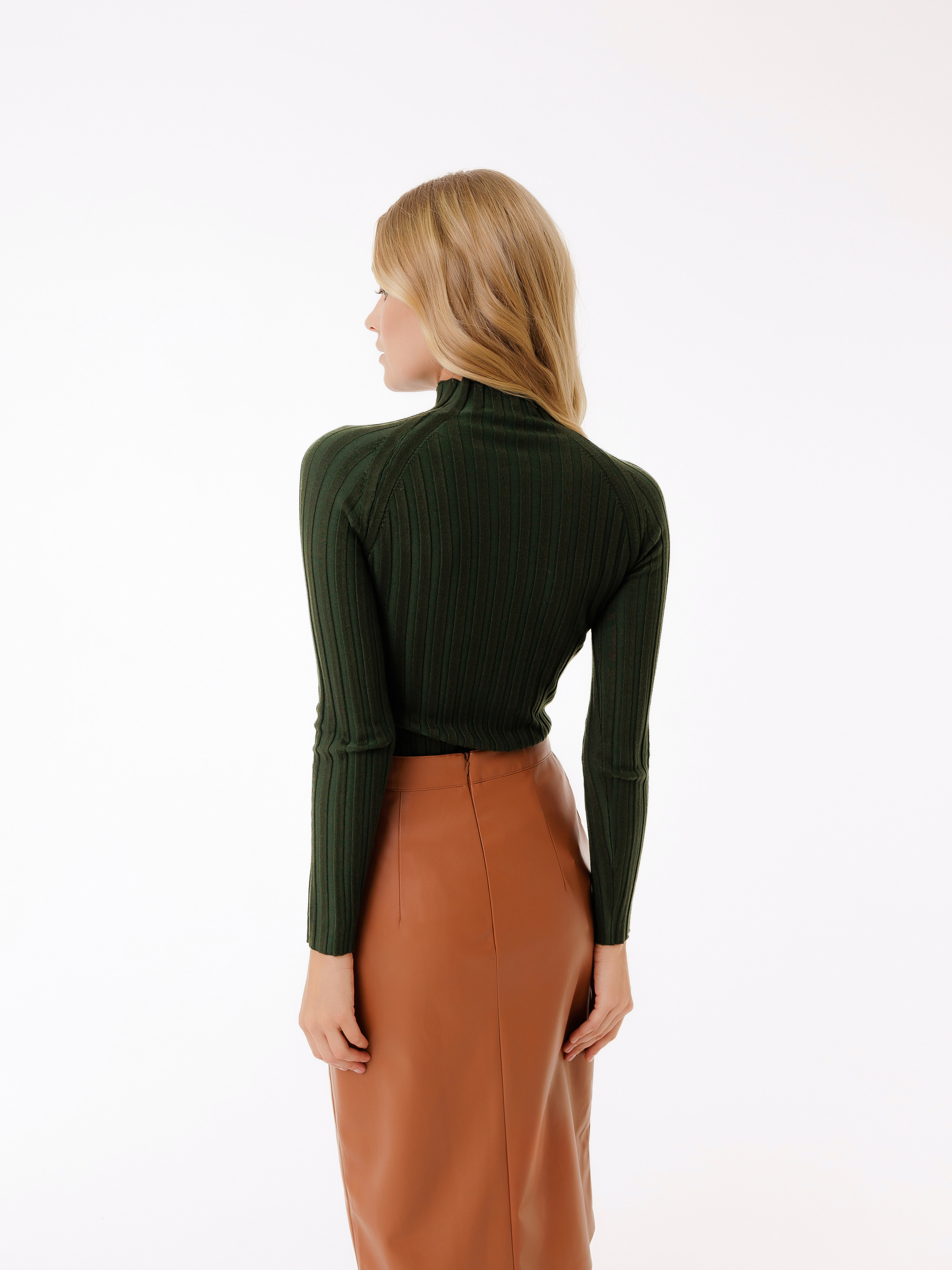 Каталог — циклорама. Фото и видео контент за одну съемку — Веретенников Егор