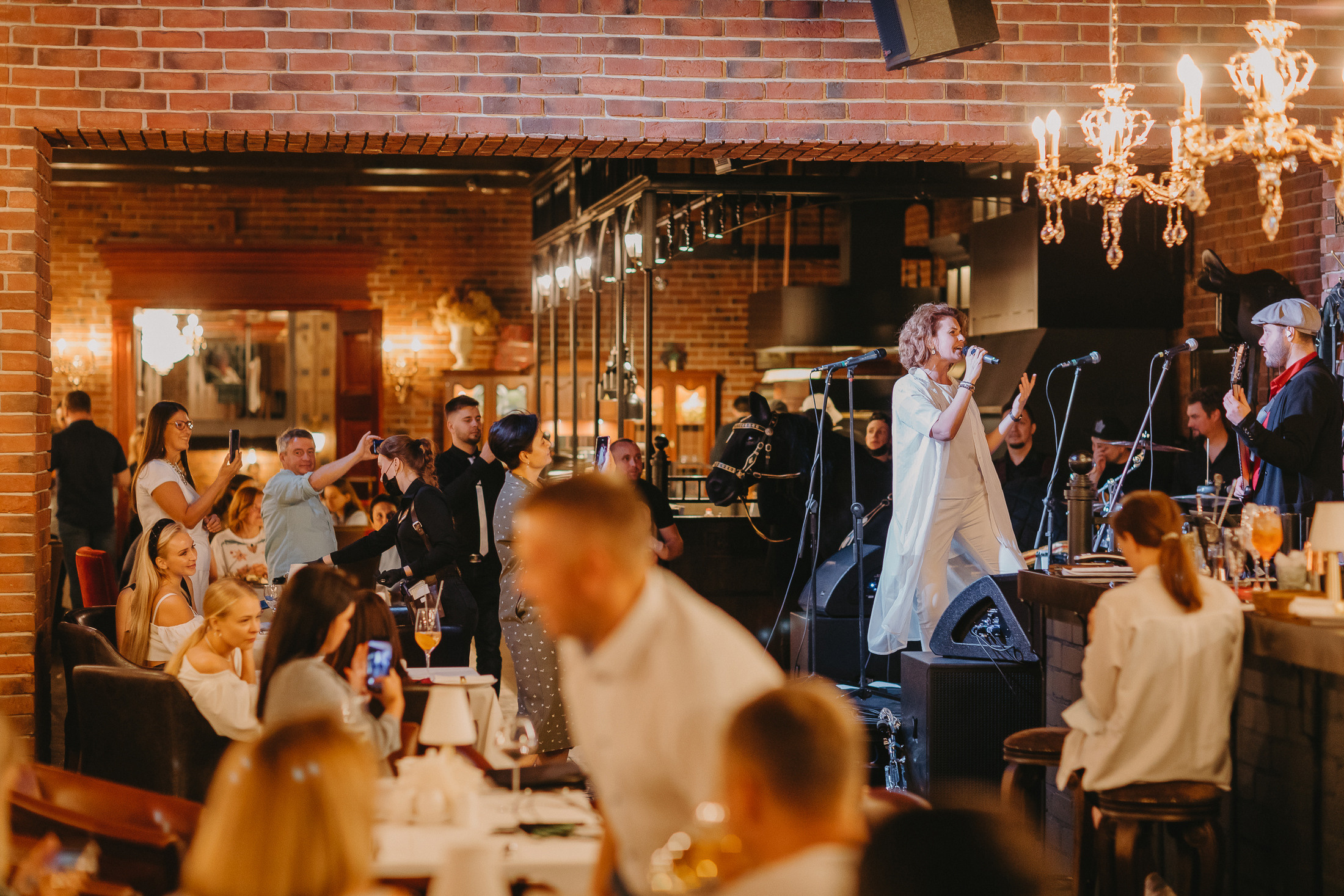 День рождения ресторана Конюшня. Фото и видео контент за одну съемку — Веретенников Егор