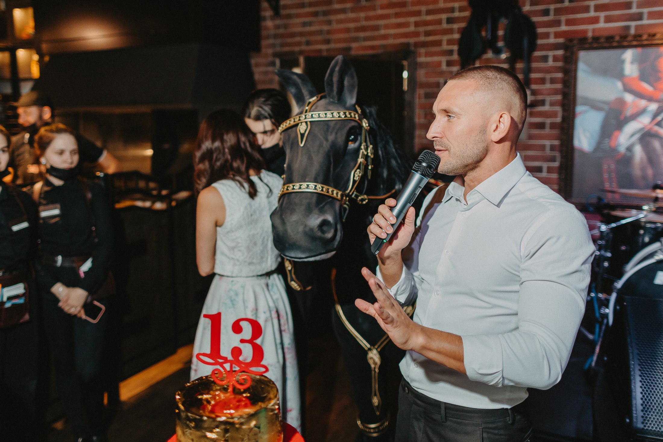 День рождения ресторана Конюшня. Фото и видео контент за одну съемку — Веретенников Егор