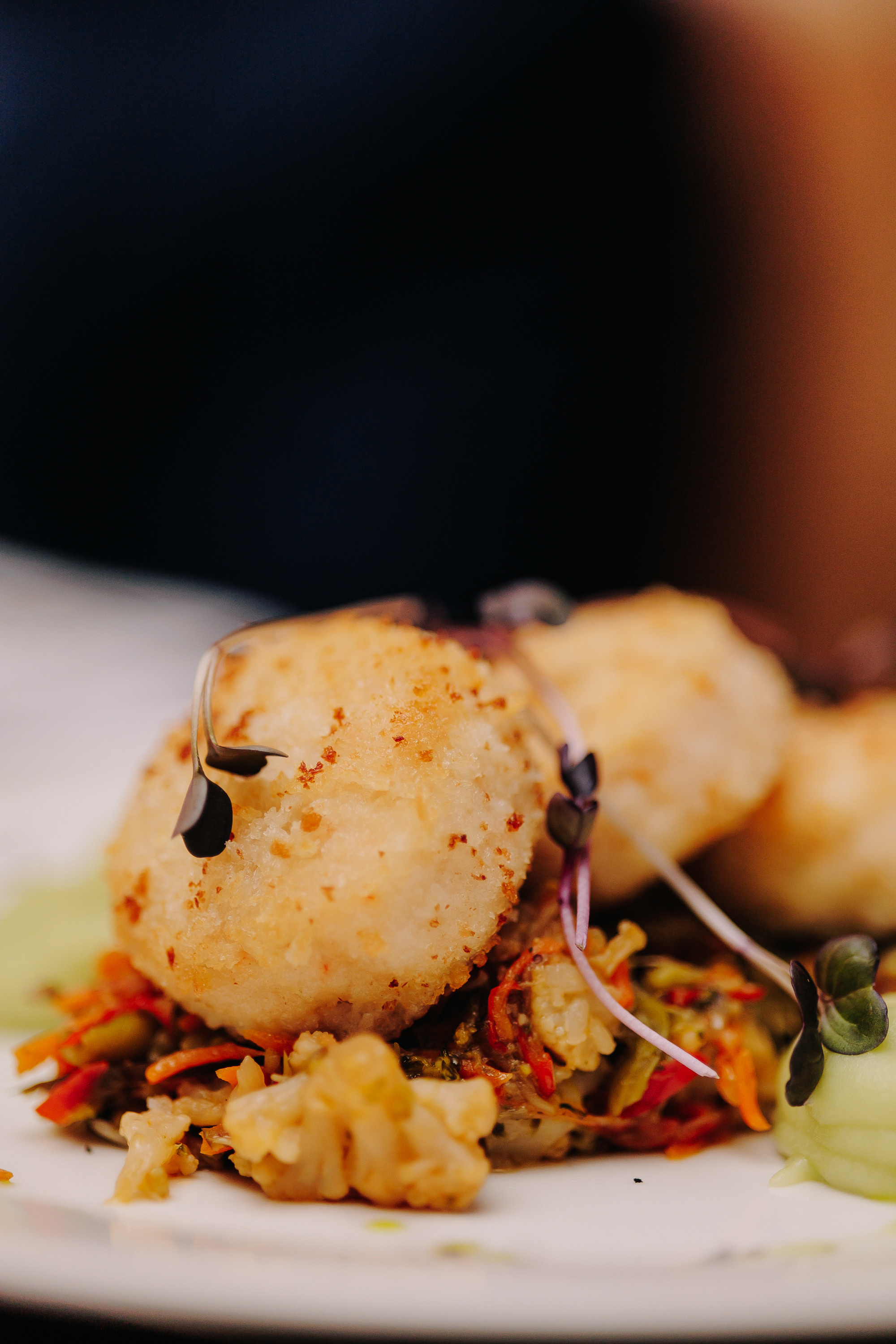 Гастроужин в ресторане FOUR с Денисом Кондратенко. Фото и видео контент за одну съемку — Веретенников Егор