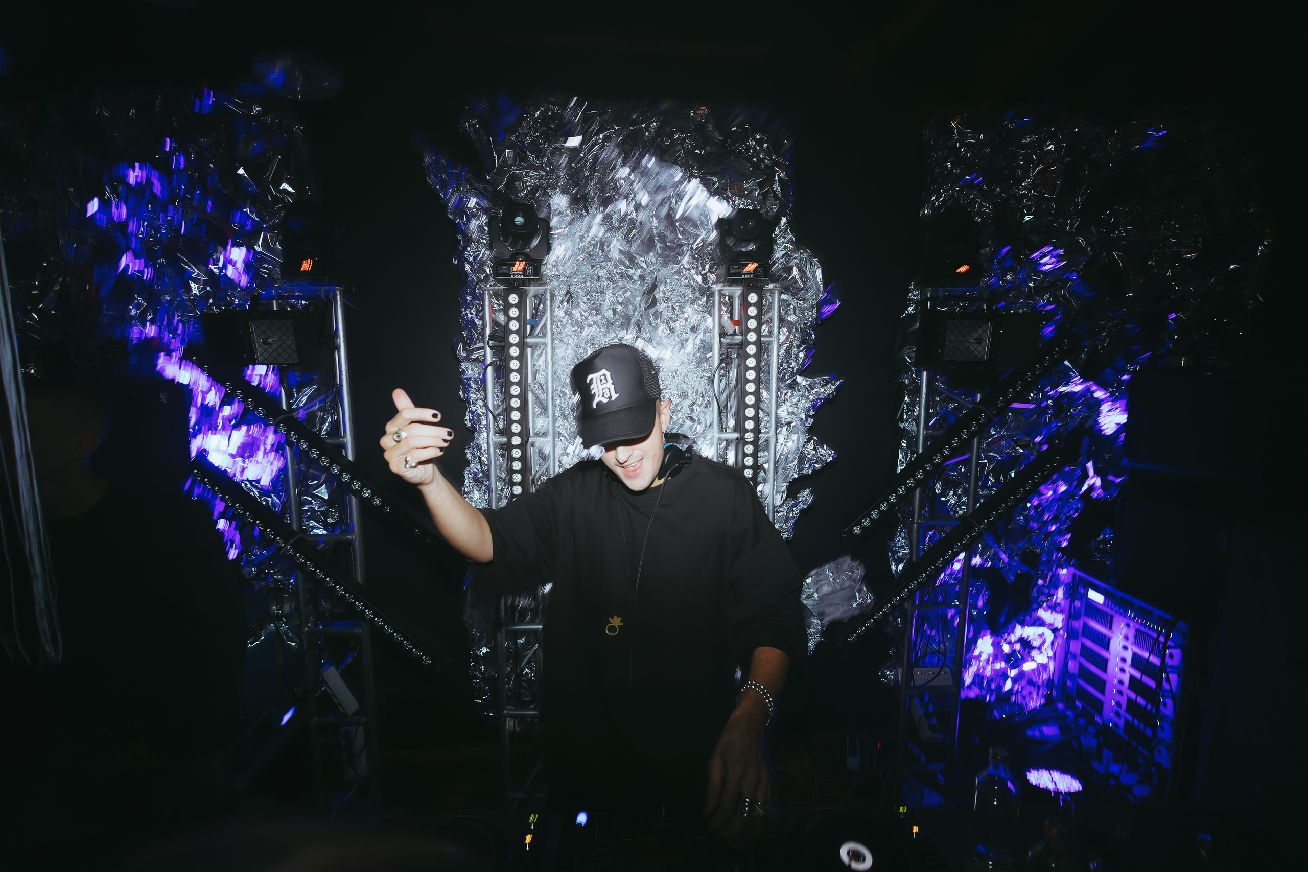 MANTRA — Dibidabo. Фото и видео контент за одну съемку — Веретенников Егор