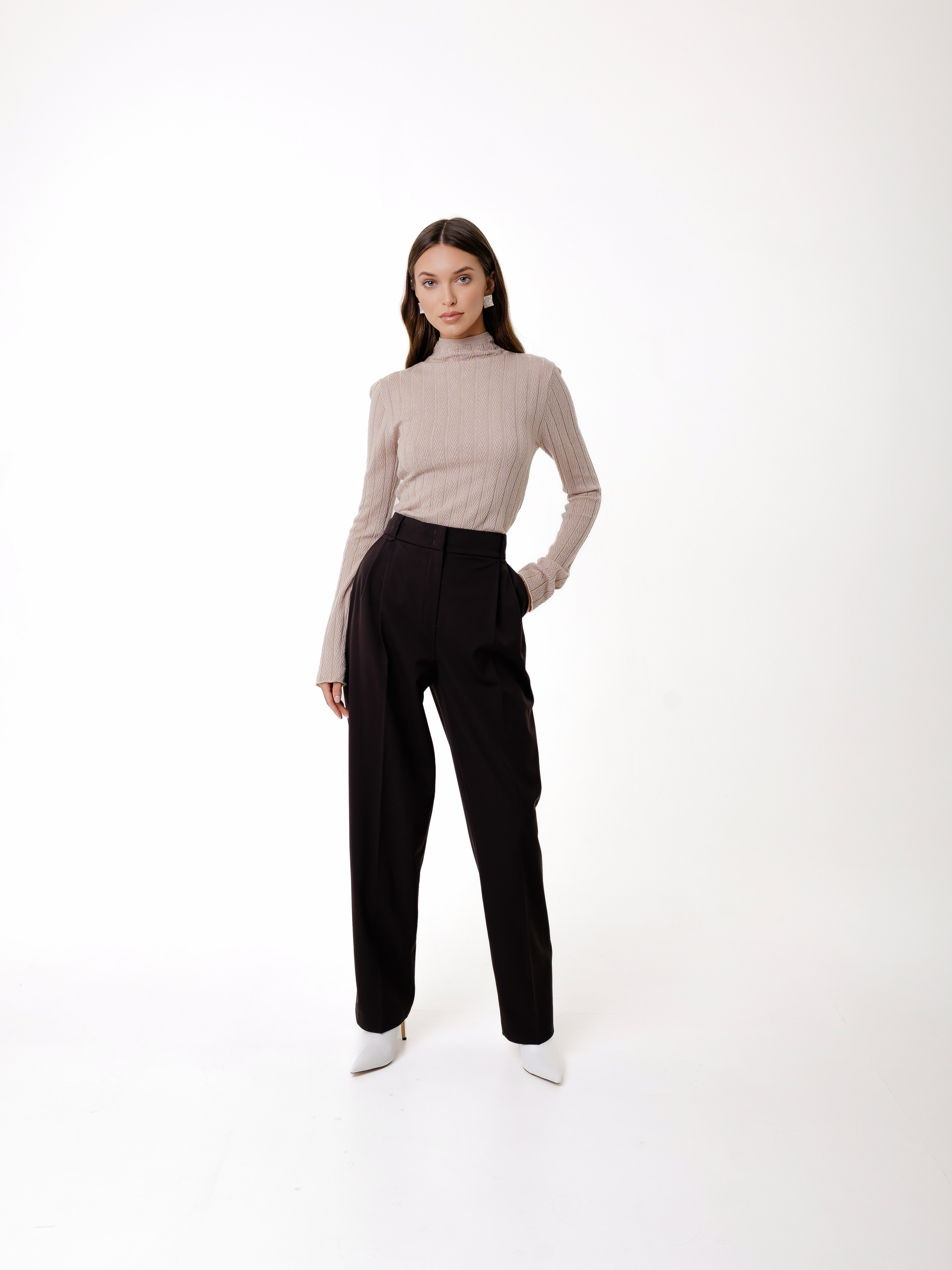 Каталог — циклорама. Фото и видео контент за одну съемку — Веретенников Егор