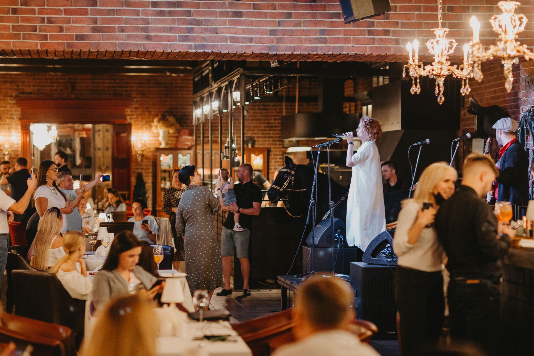День рождения ресторана Конюшня. Фото и видео контент за одну съемку — Веретенников Егор