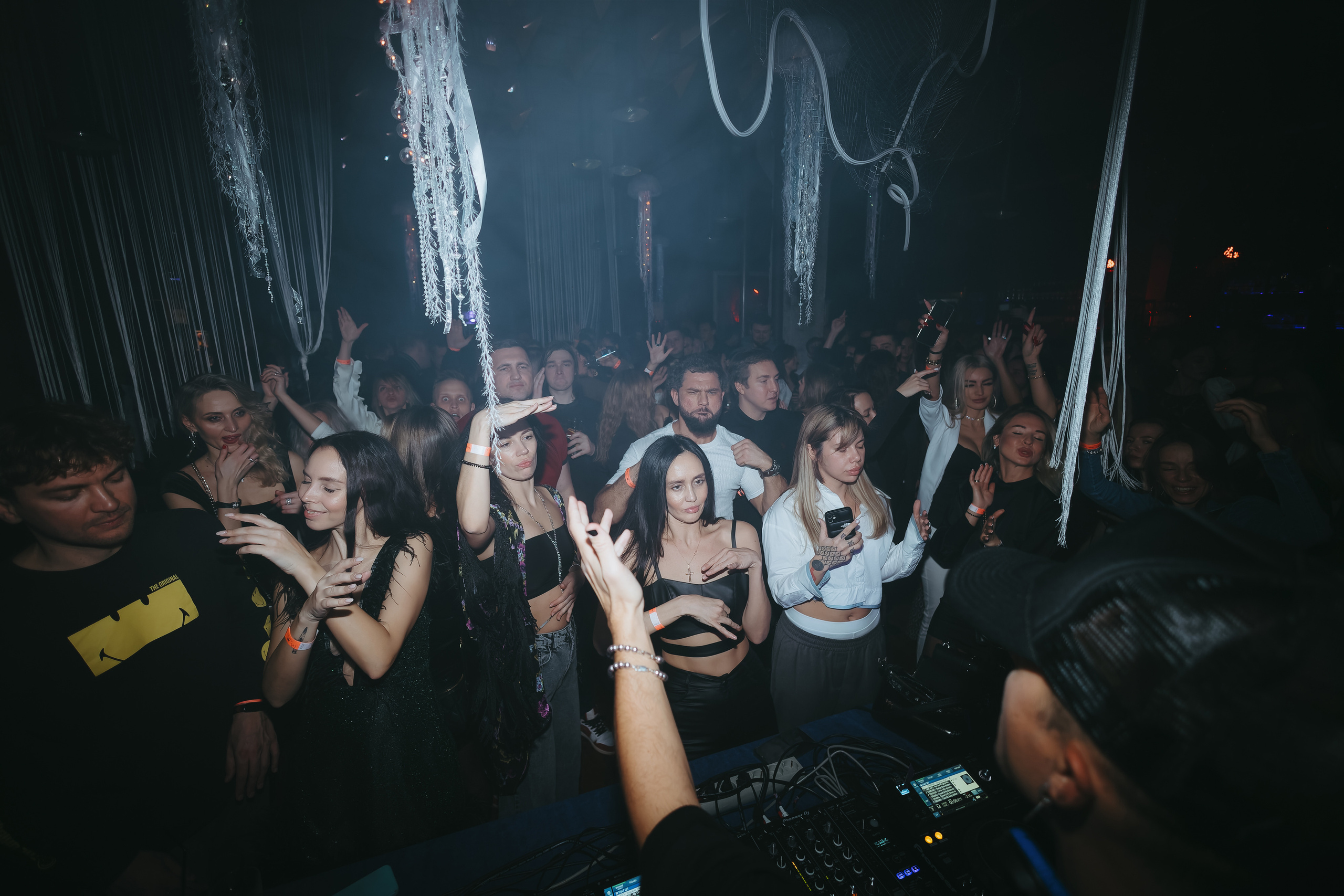 MANTRA — Dibidabo. Фото и видео контент за одну съемку — Веретенников Егор