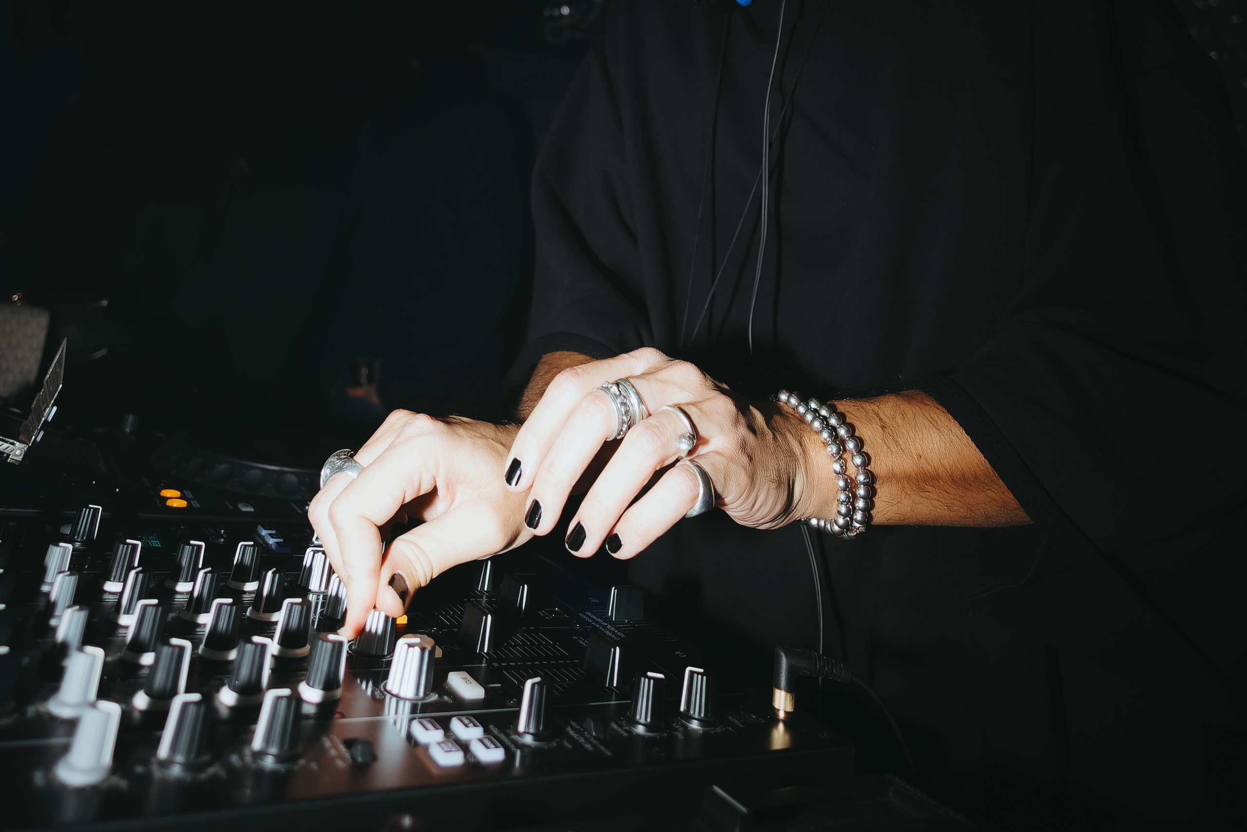 MANTRA — Dibidabo. Фото и видео контент за одну съемку — Веретенников Егор