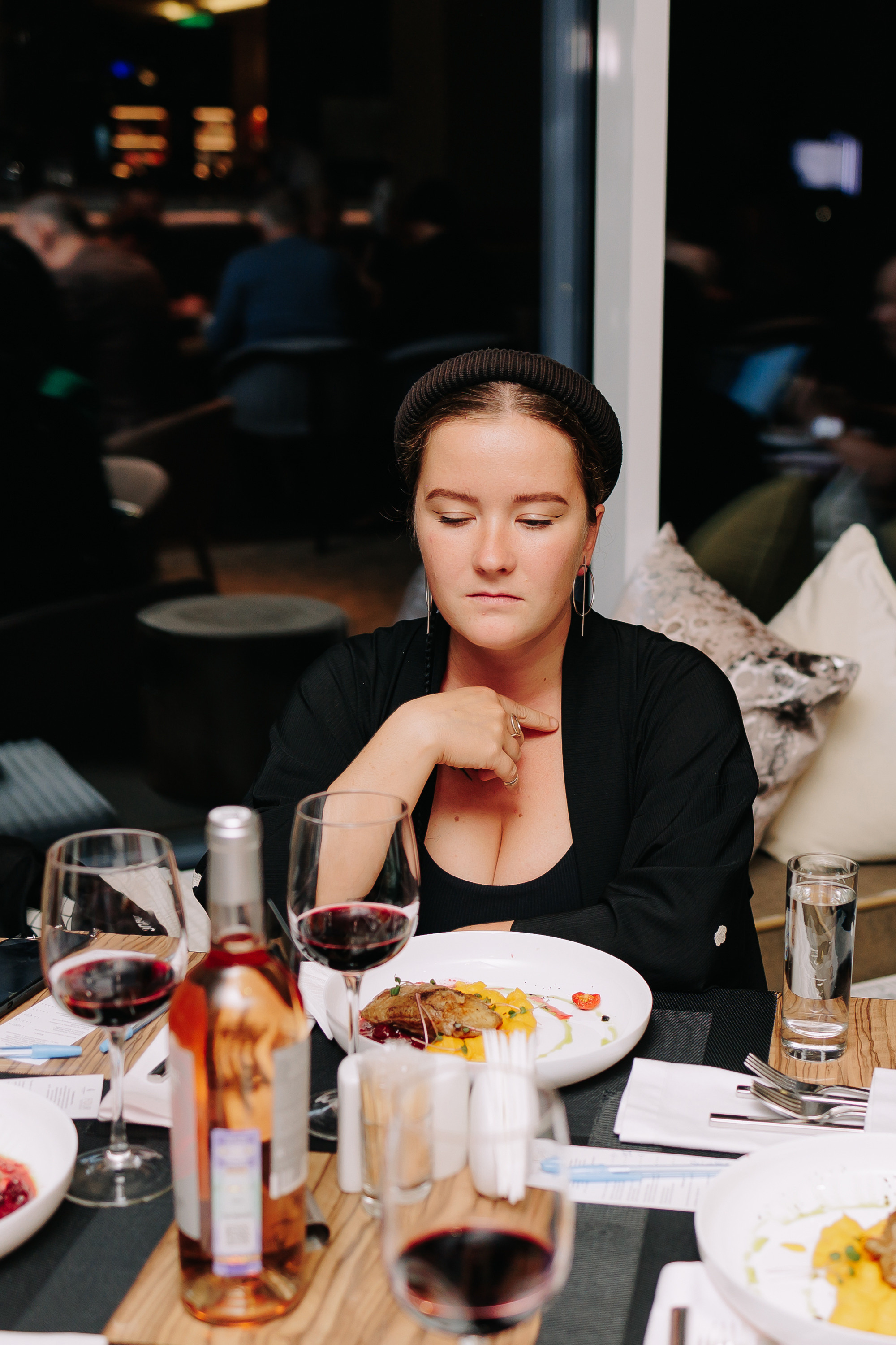 Гастроужин в ресторане FOUR с Денисом Кондратенко. Фото и видео контент за одну съемку — Веретенников Егор