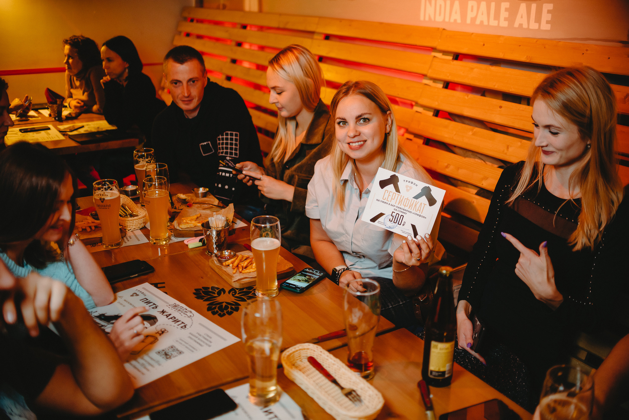 День рождения бара Трифон. Фото и видео контент за одну съемку — Веретенников Егор