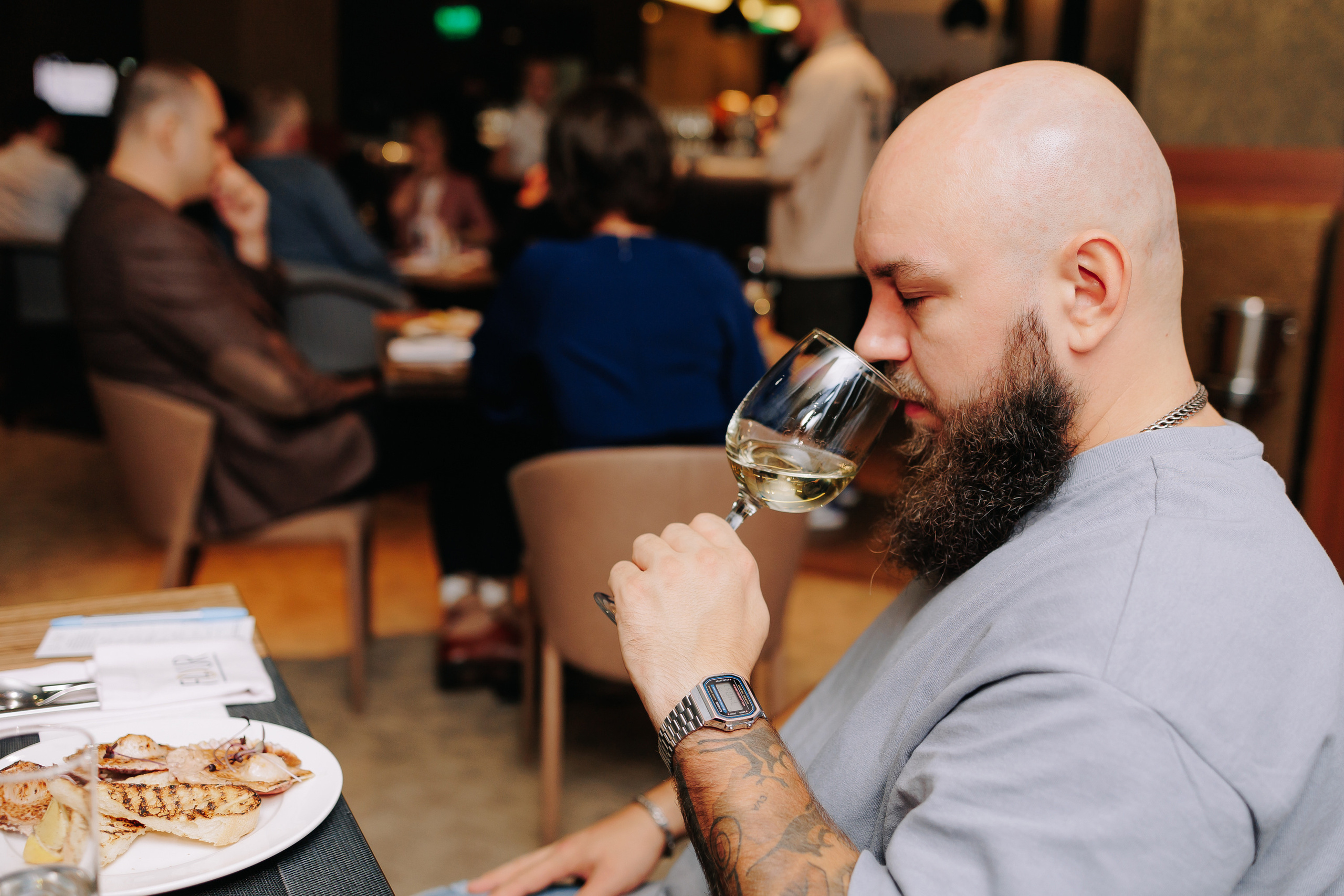 Гастроужин в ресторане FOUR с Денисом Кондратенко. Фото и видео контент за одну съемку — Веретенников Егор