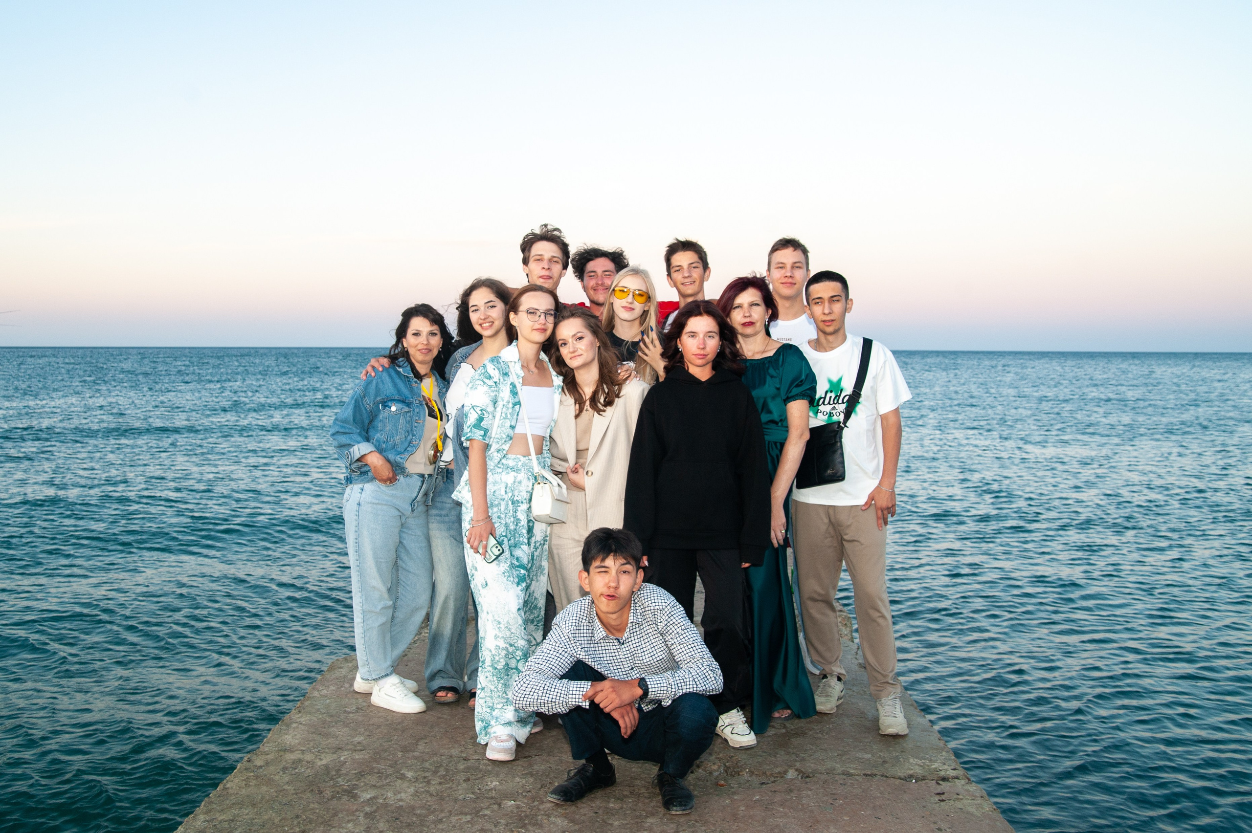 Выпускной МАОУ СОШ № 17 им. Эдуарда Есаяна. Свадебный и семейный фотограф Денис Лукьянов в Краснодаре, Краснодарском крае и Республике Крым