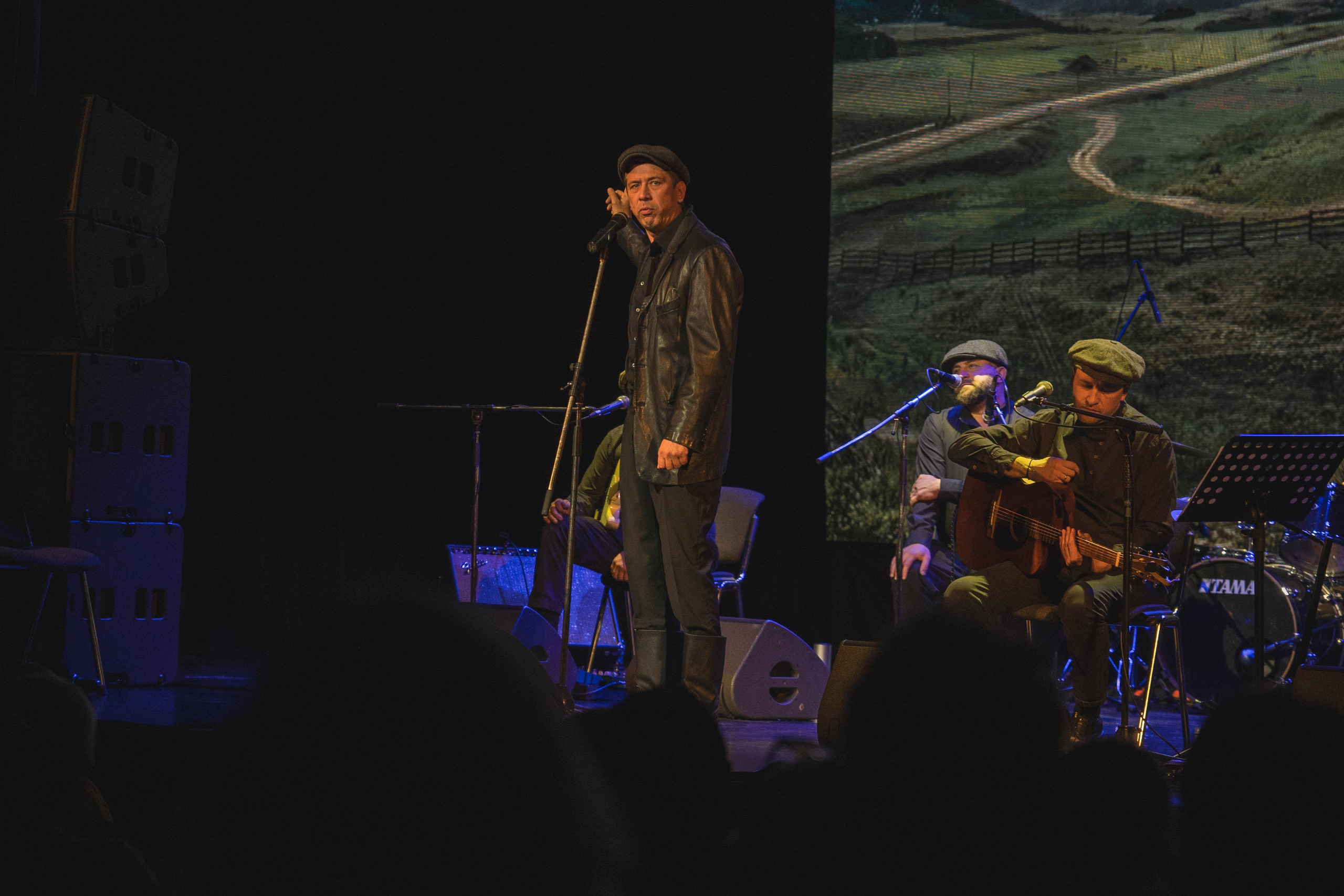 За кулисами с группой «После 11». Beardy Pix