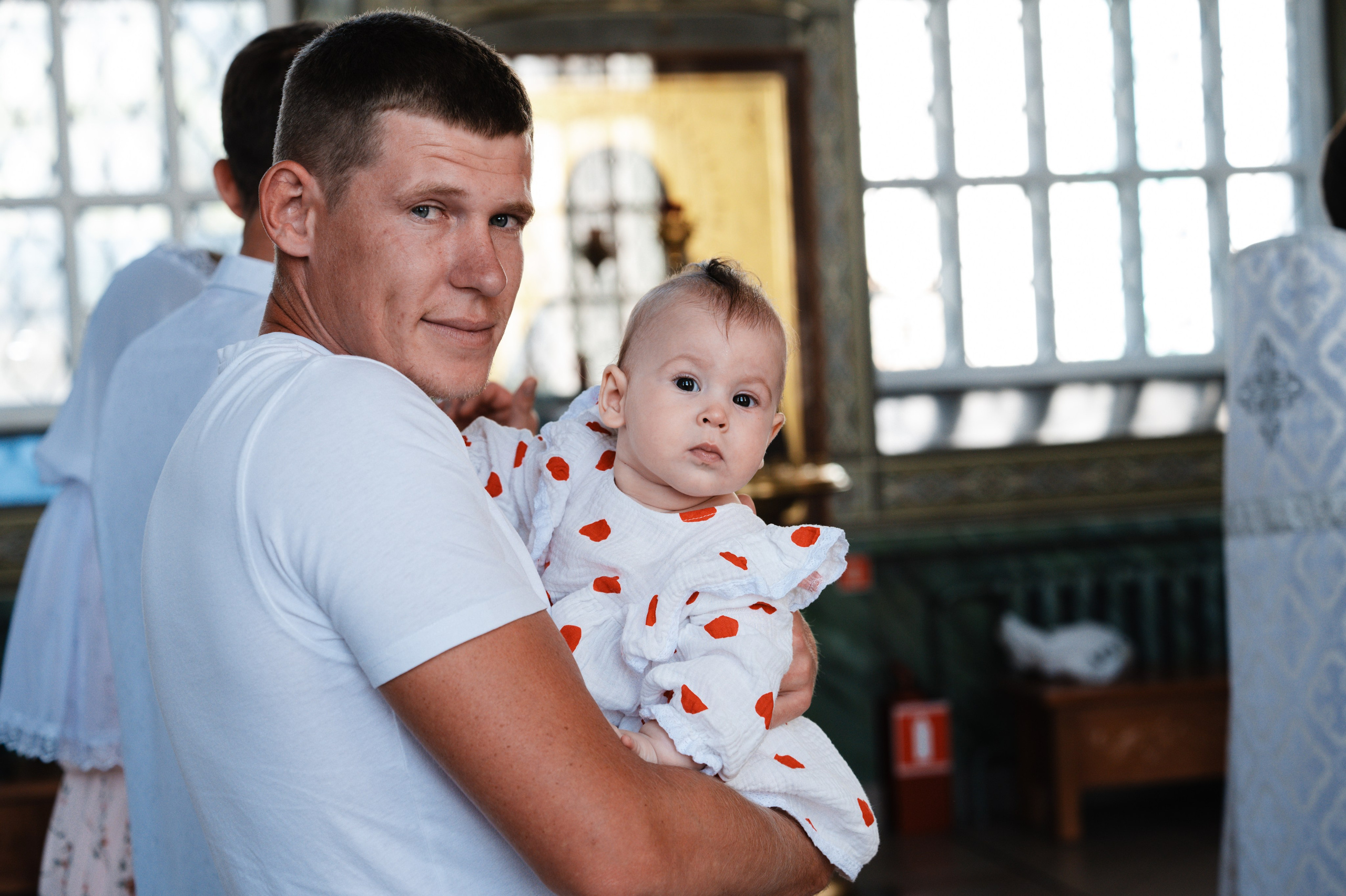 Таинство Крещения Дарьи (Храм Преполовения Пятидесятницы). Фотограф Ярута Оксана / Ростов-на-Дону