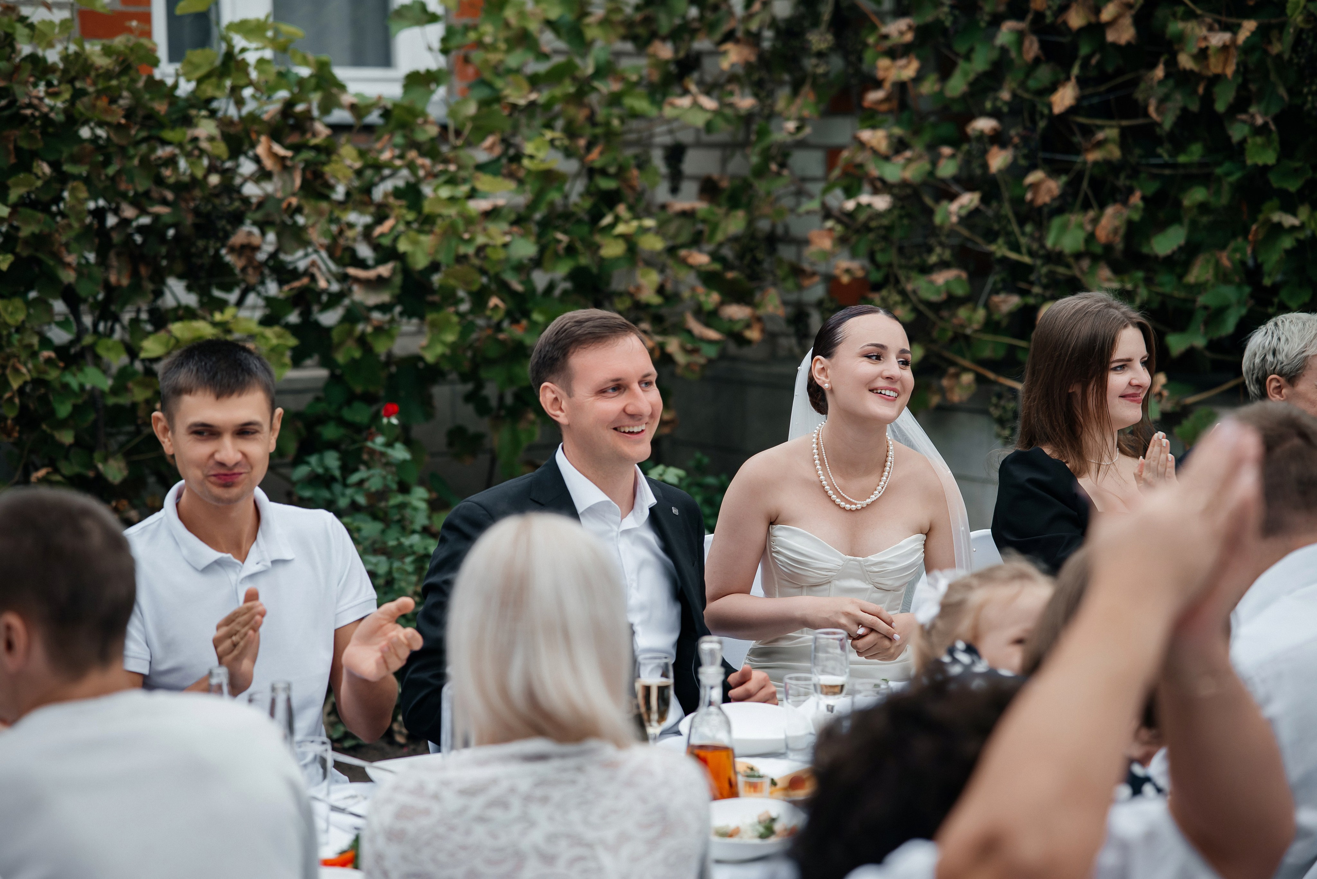«Свадьба Даши и Артема». Школьный фотограф в Валуйках. Фотосессии для выпускников и изготовление выпускных альбомов в городе Валуйки и в Белгородской области