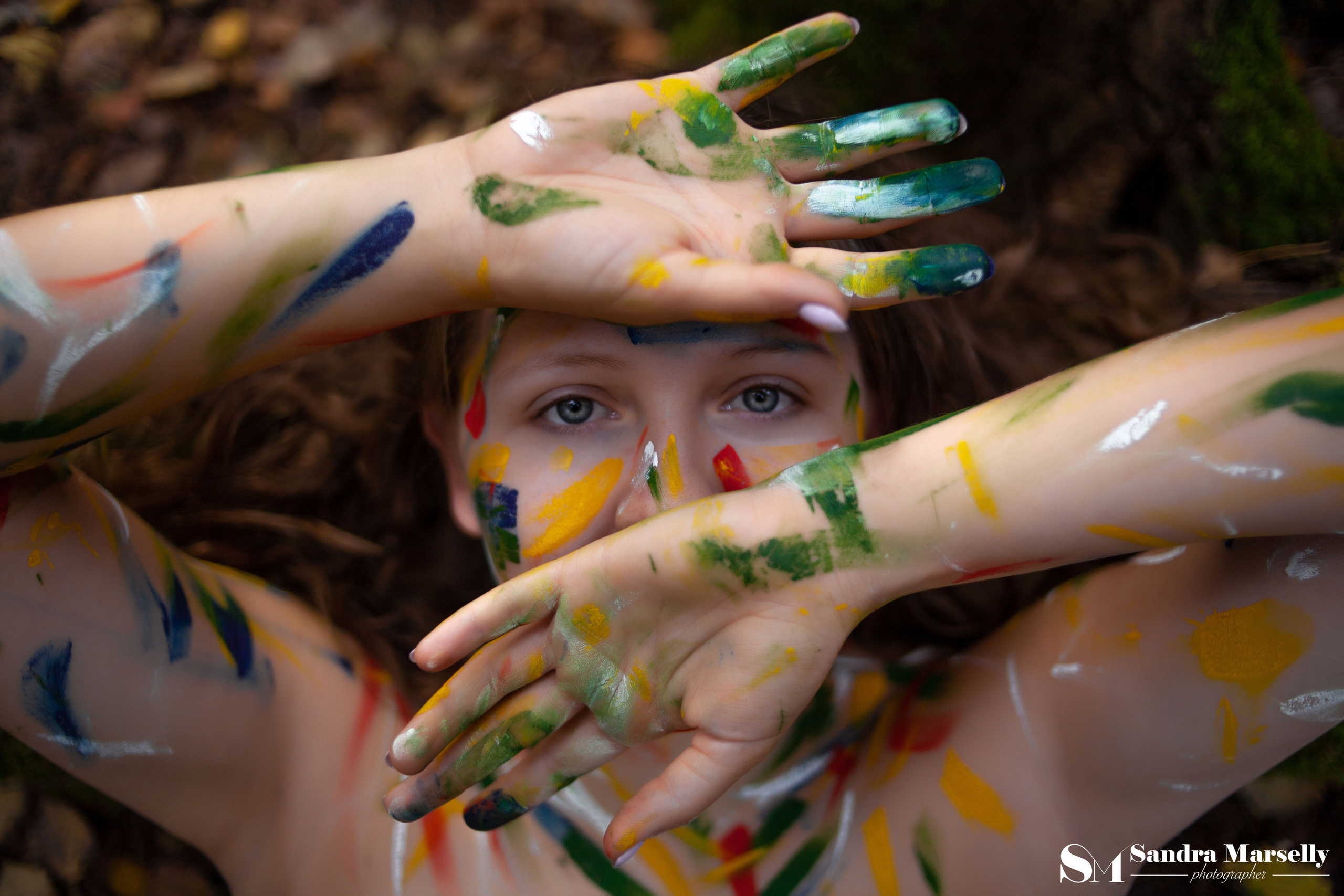 Девушка в краске