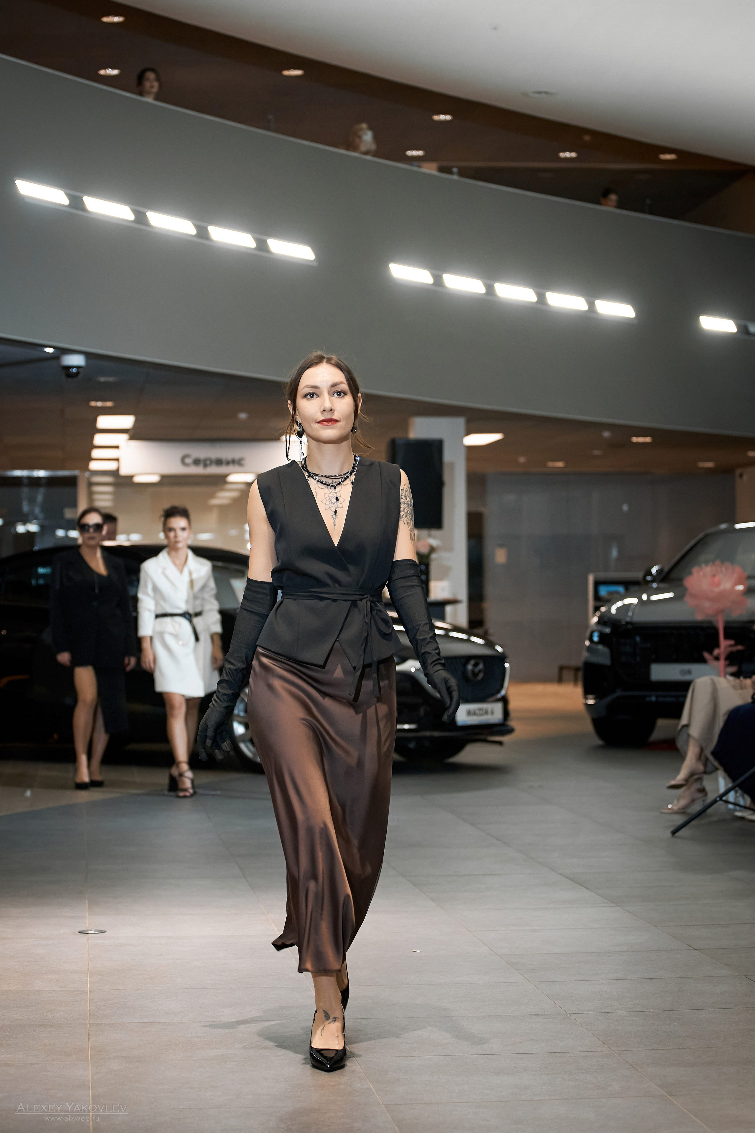 Модный показ PRE-FALL модельной школы Modeling+. Фотограф Алексей Яковлев