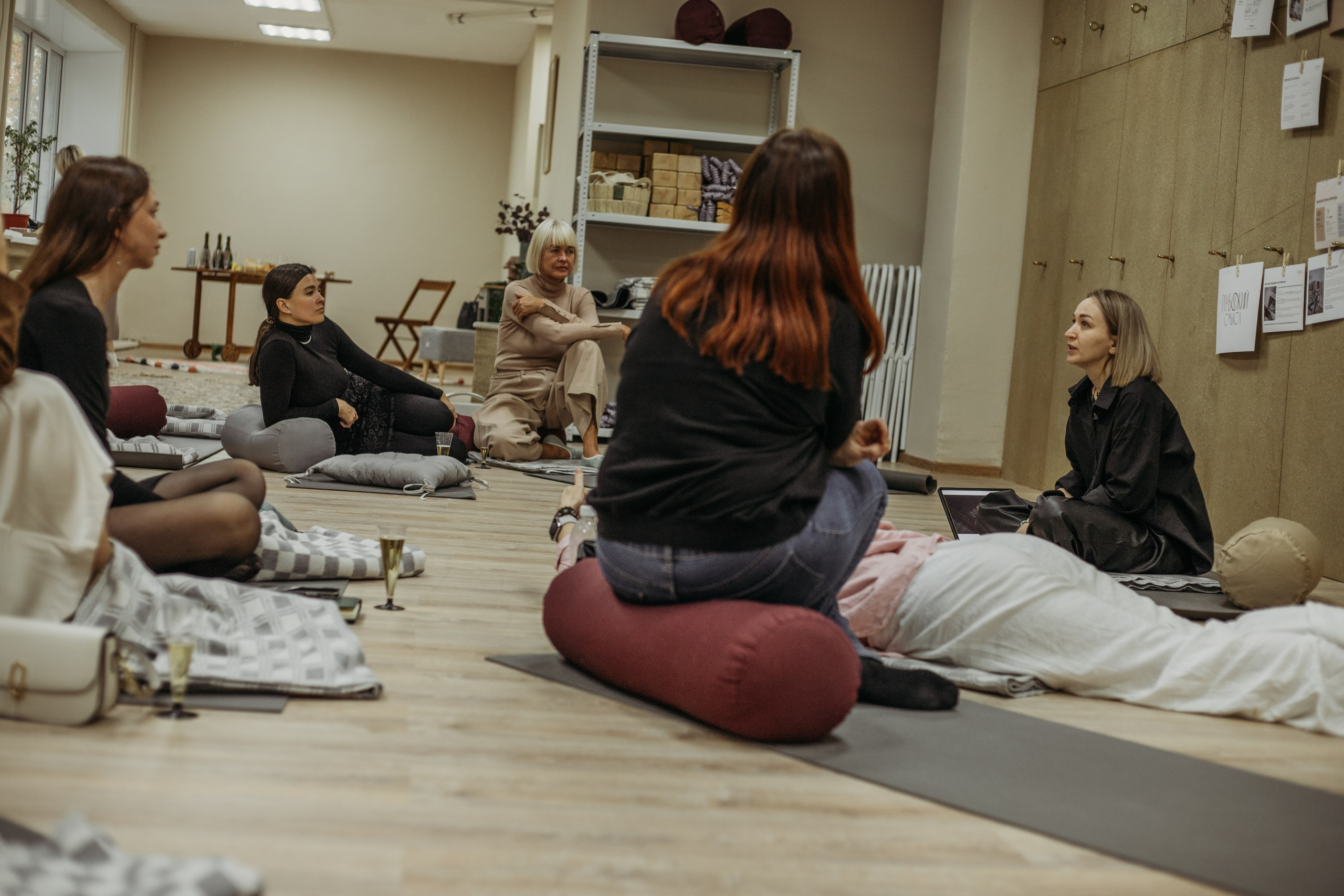 Презентация газеты «Глубокий смысл». Венера Гайн. Репортажный фотограф  Тюмень. Обучение фотографии с 0