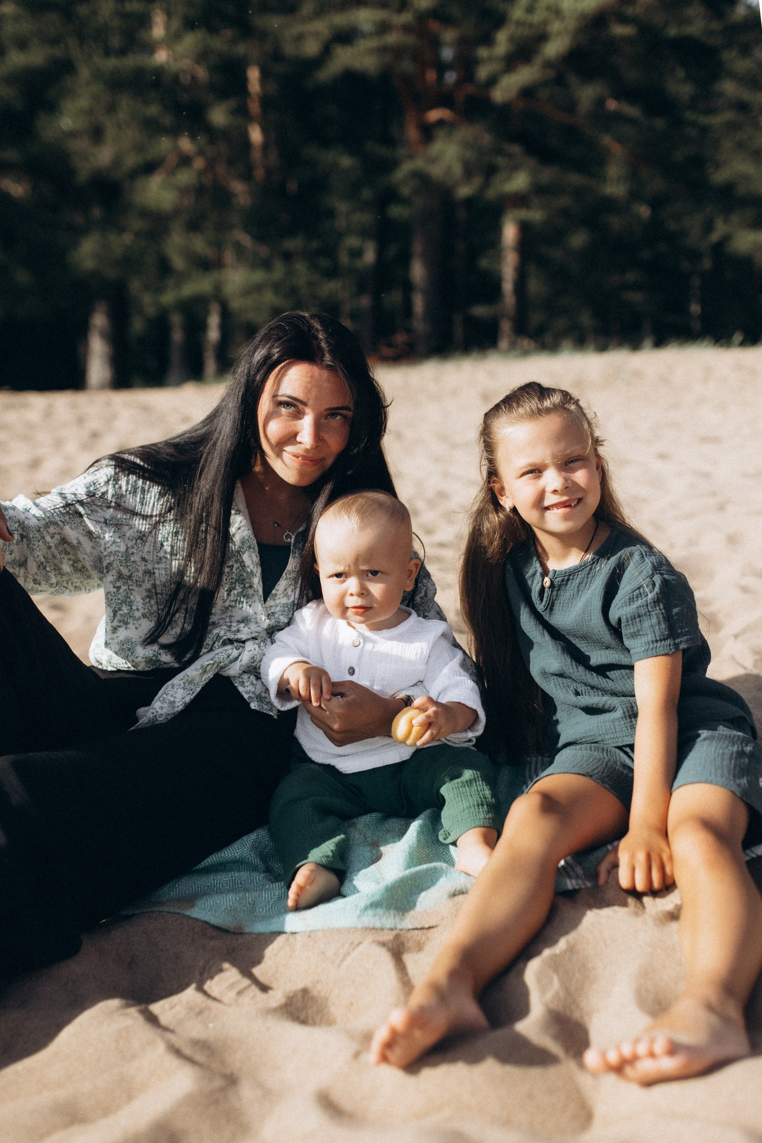 Лева, Ариша и родители. Фотограф Артем Бросов в Санкт-Петербурге и Дубае