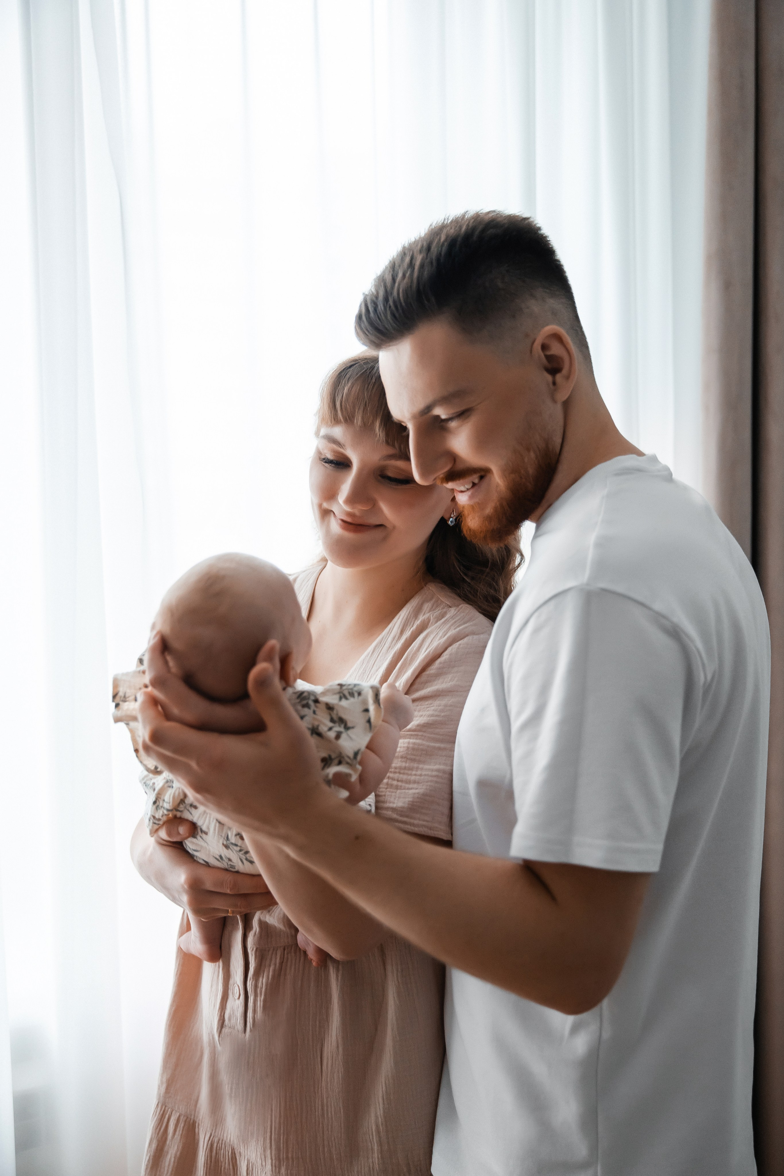 Семейная фотосессия в студии и дома. Семейный фотограф в Санкт-Петербурге Анна Аверина