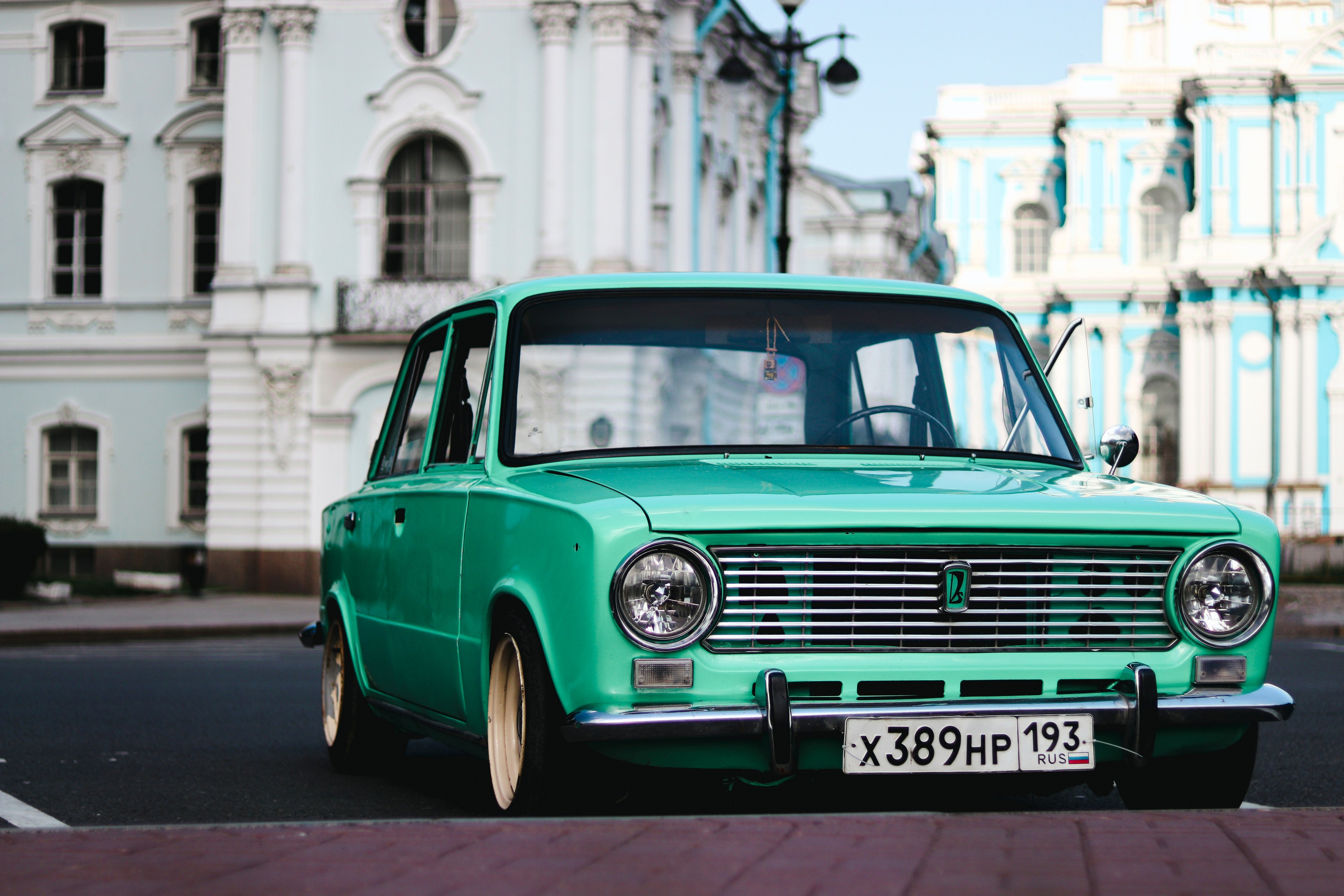 Выставка авто классики. Ивентный фотограф в Санкт-Петербурге Олег Комков