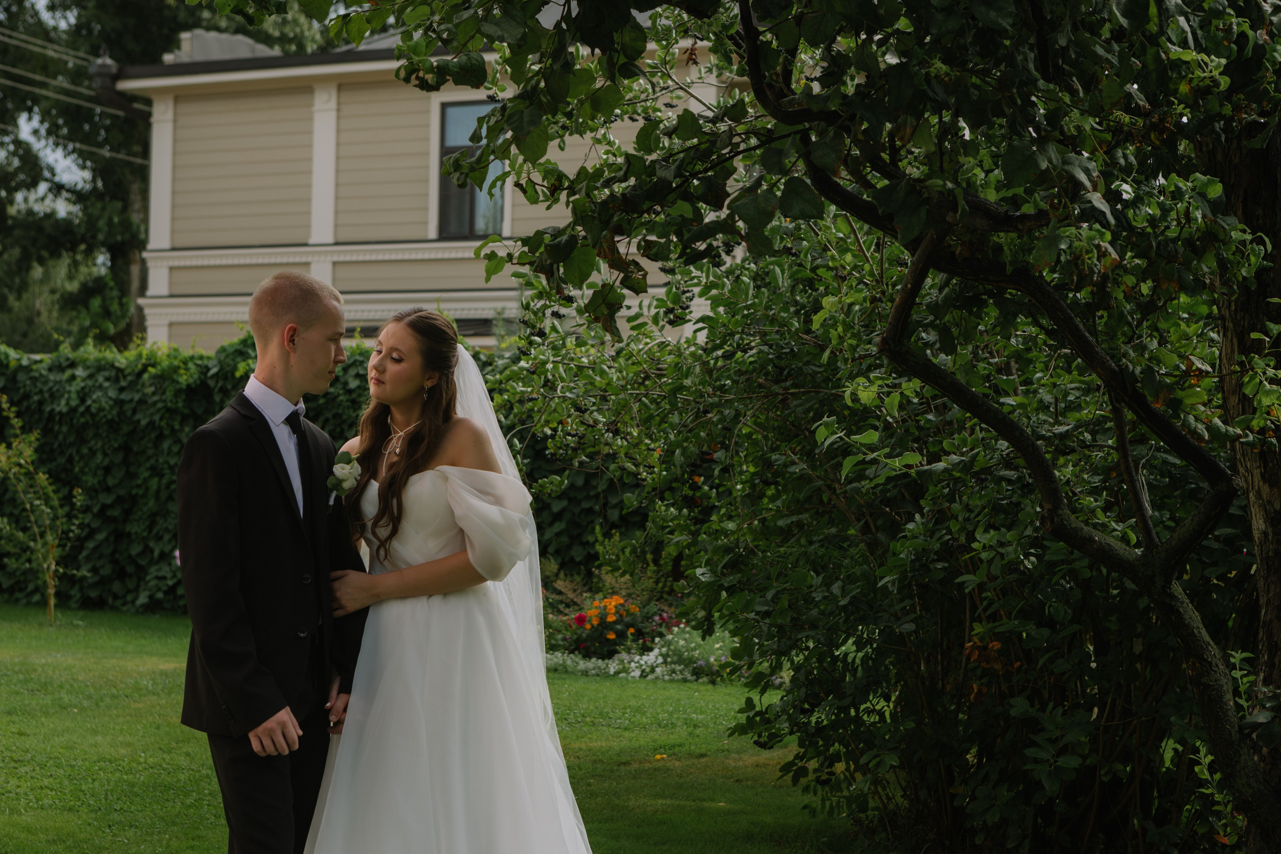 Михаил и Ксения. Портретный и свадебный фотограф Айгюн в городе Йошкар-Ола