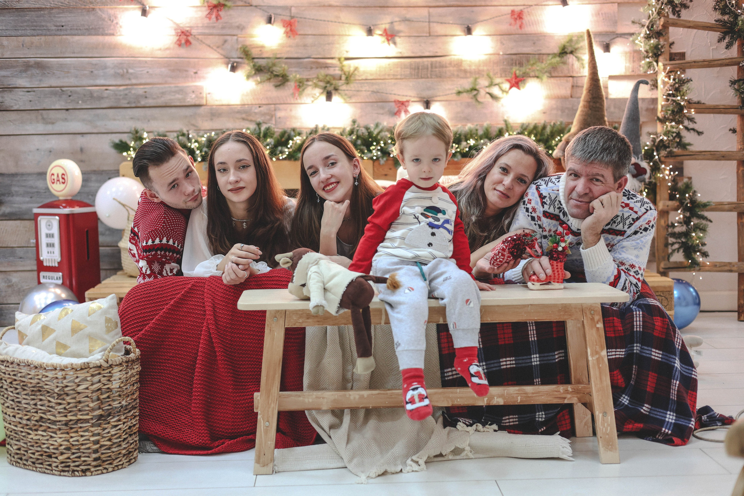 Новогодняя история «Ирина и ее семья». Фотограф в Москве Анастасия Калинина
