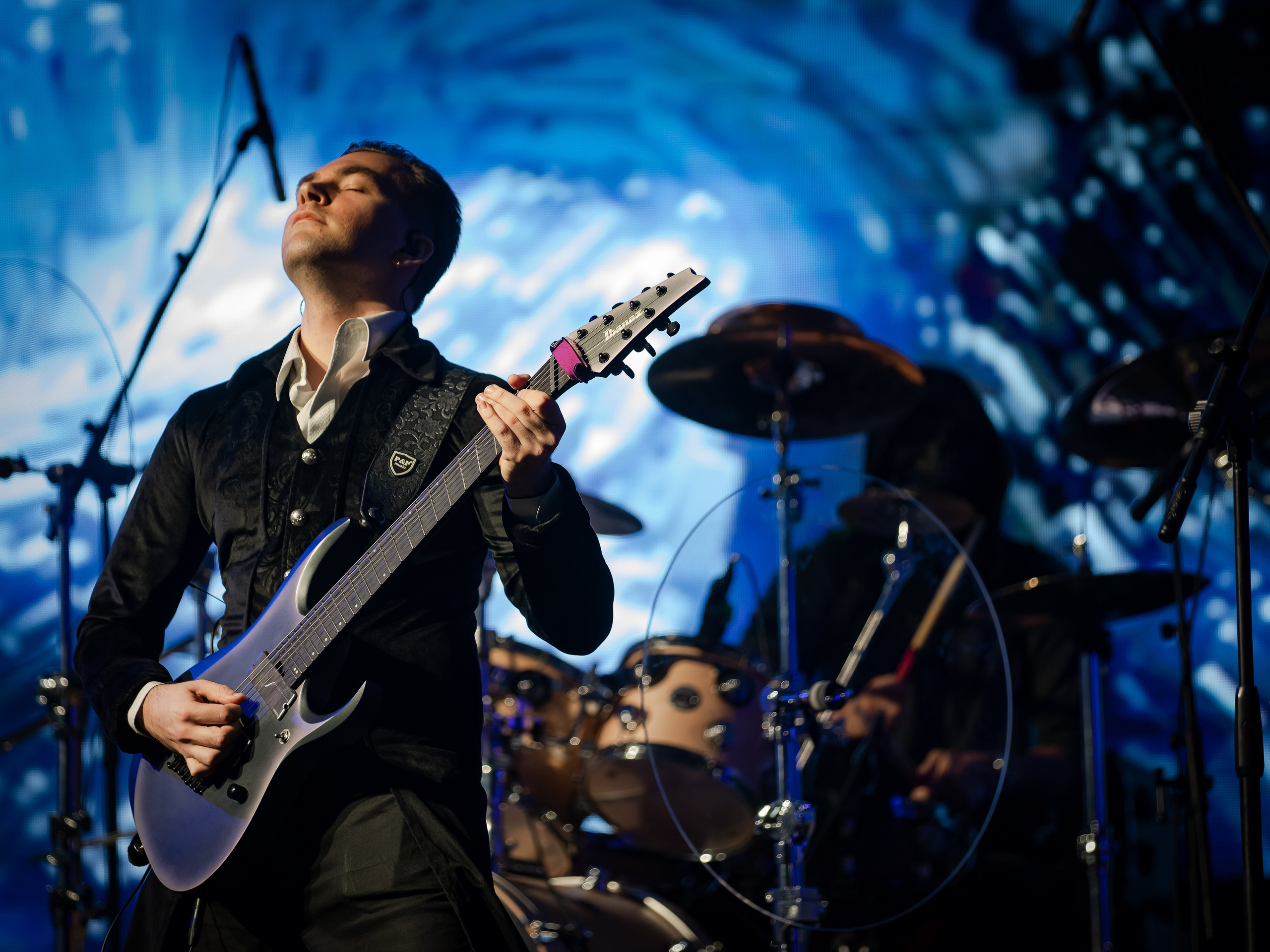 Saphath. Крылья Сахалина. Фотограф. г. Южно-Сахалинск. Олег Толстов