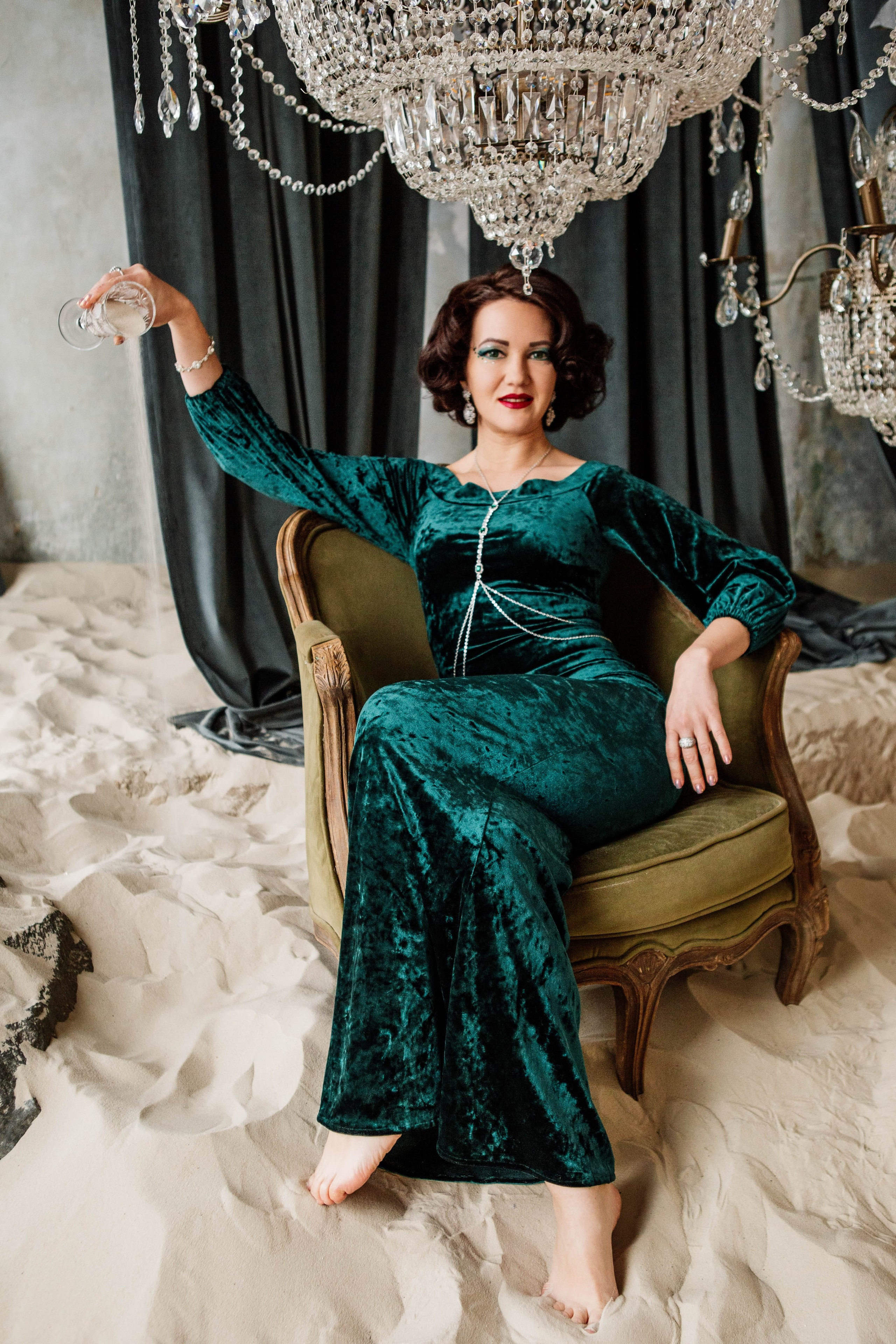 ЛЮСТРЫ. Репортажный фотограф Москва (детские праздники, квизы, концерты, дни рождения, свадьбы)