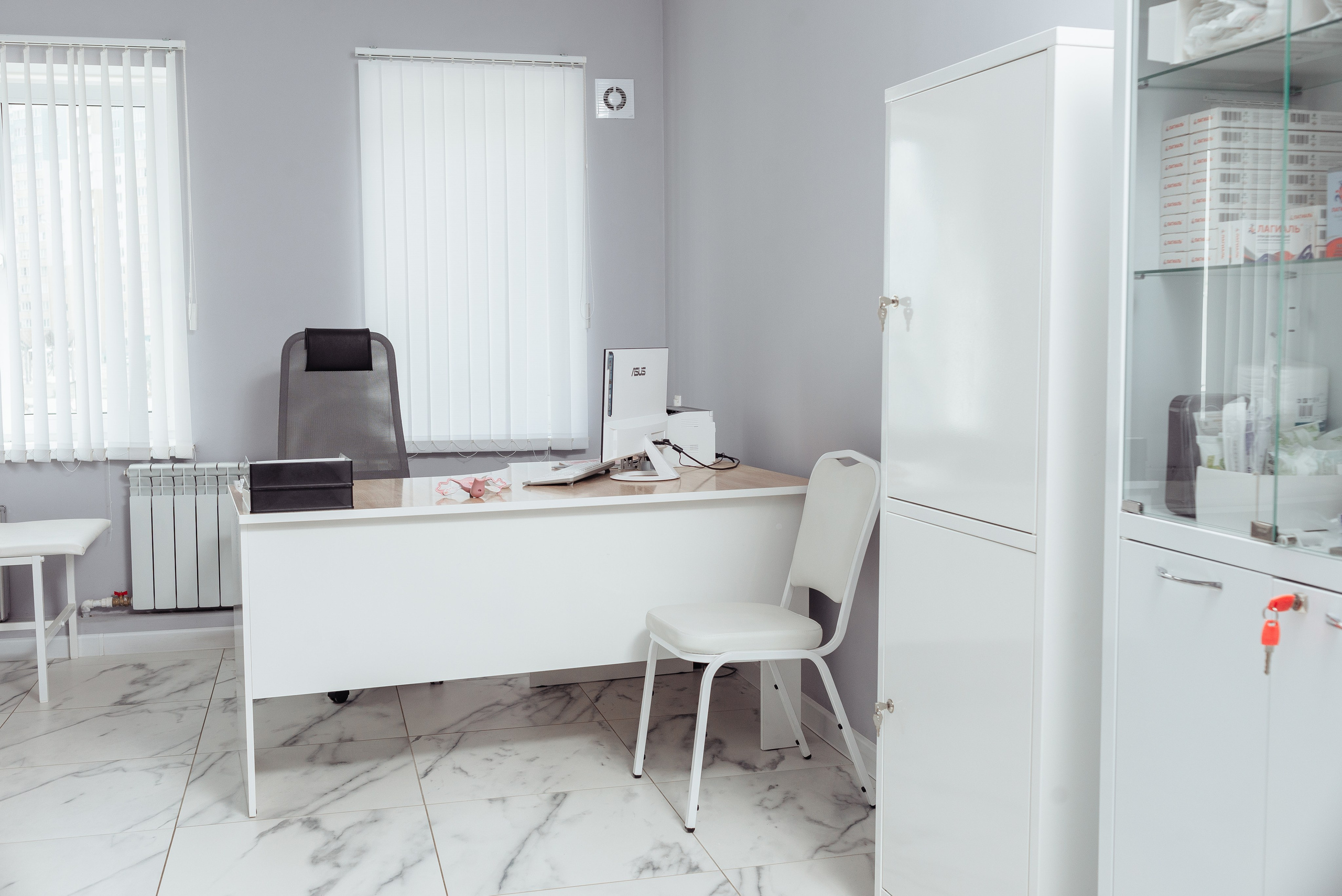 Уромед (интерьер и портреты врачей). Семейный и детский фотограф Иваново Ксения Азаренкова