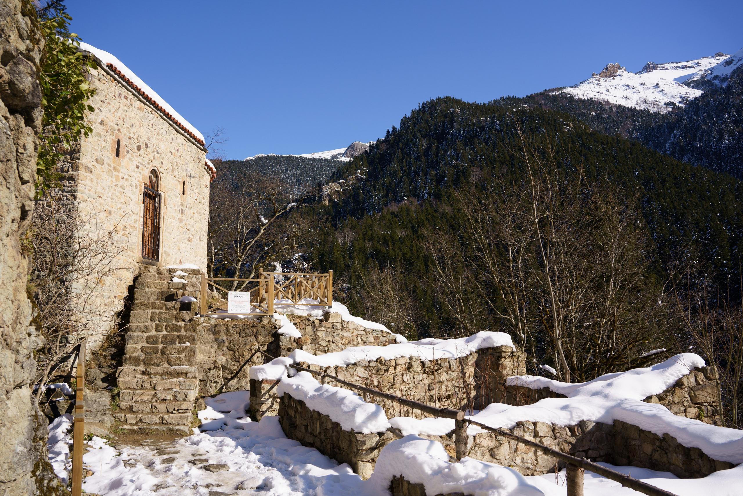 Трабзон — монастырь Сумела. Фото департамент круизного лайнера Астория Гранде