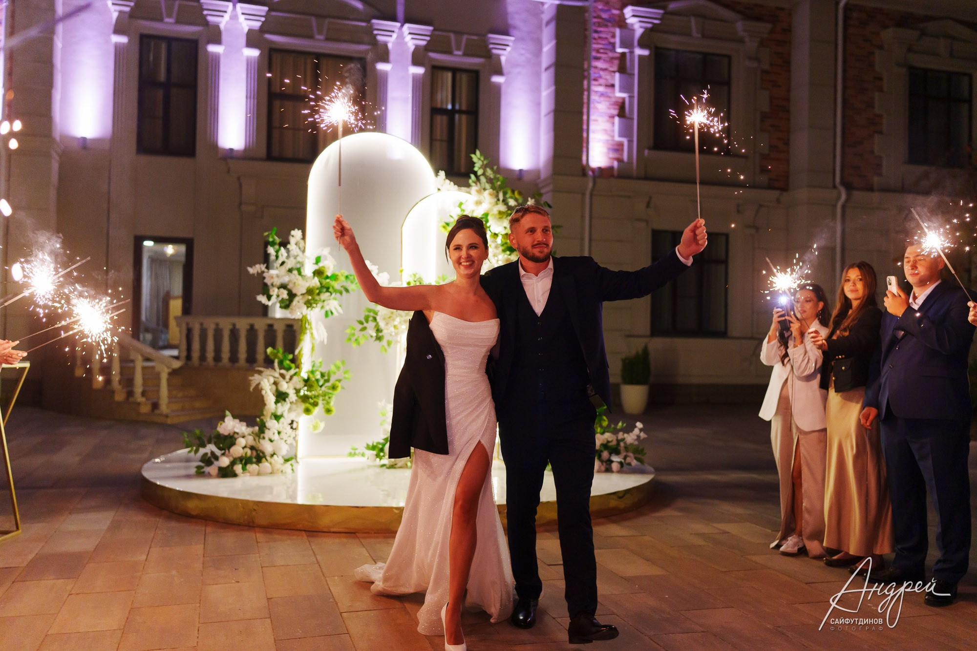 Фотоотчёт и бэкстейдж свадебной фотосессии. Свадебный и семейный фотограф в Ростове-на-Дону. Андрей Сайфутдинов