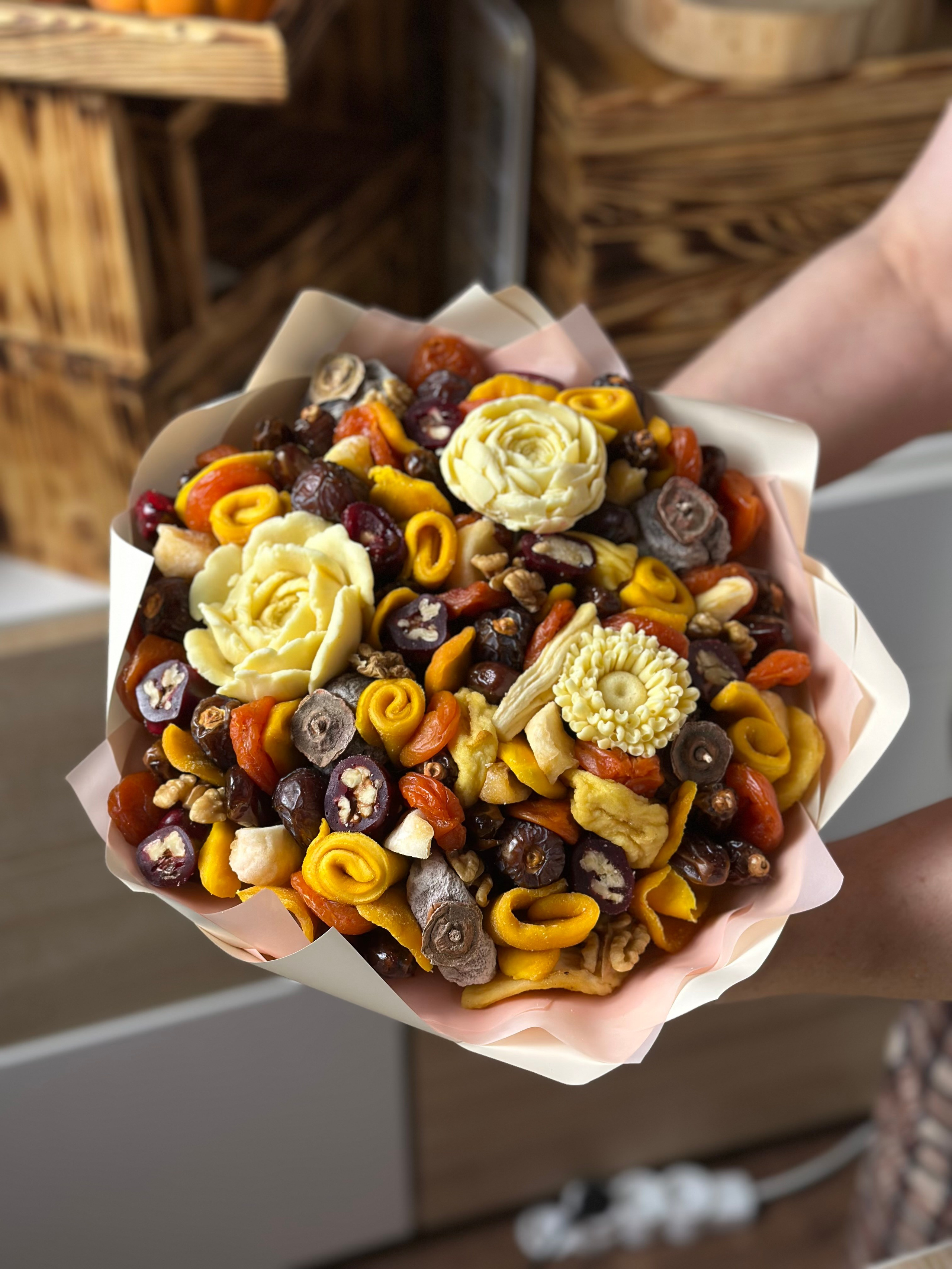 СухоФруктовые. Выездной кейтеринг, съедобные букеты, торты и сладости на заказ