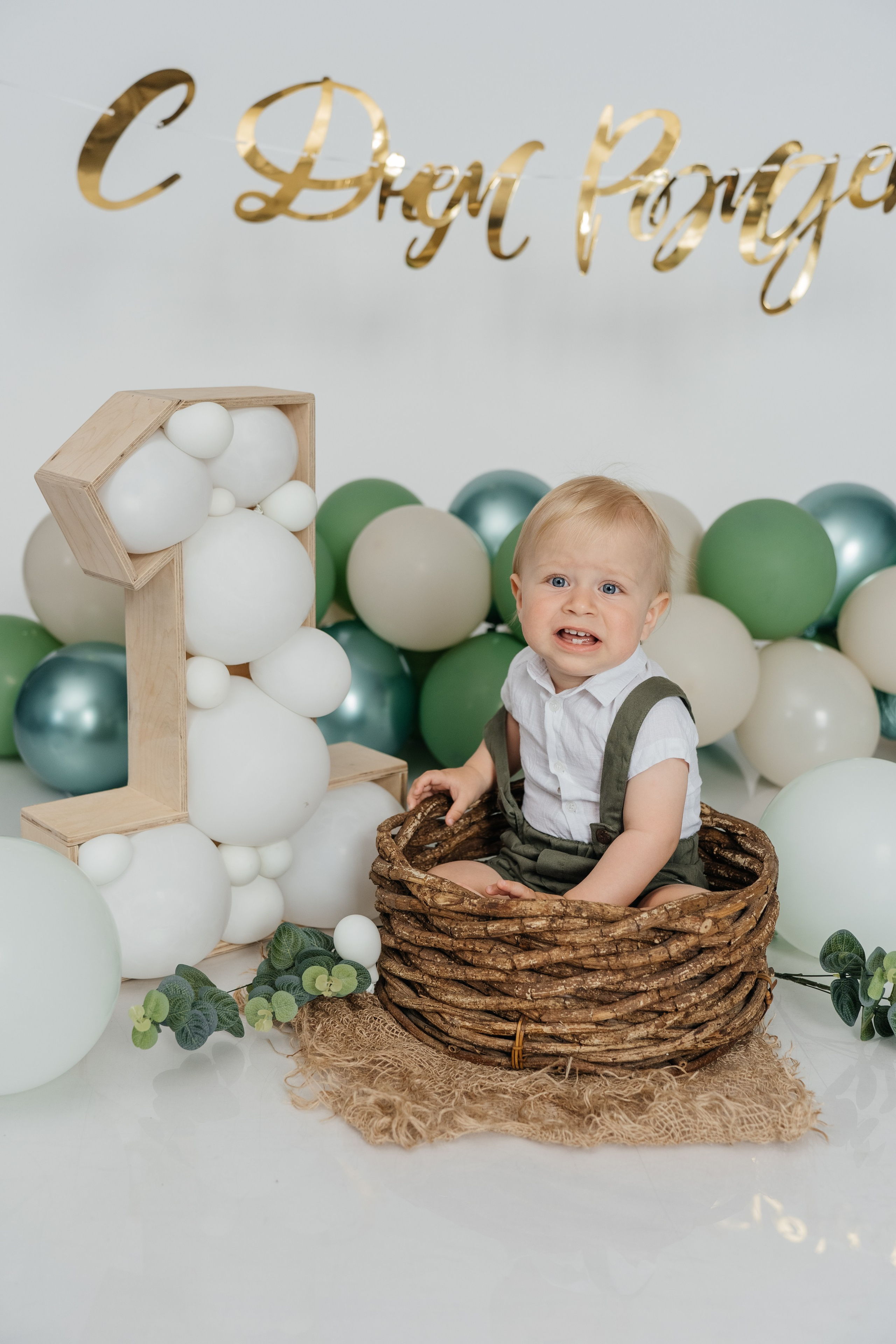 Годовасики. Лана Абрамян-Фотограф новорожденных и беременных в Новороссийске Анапе