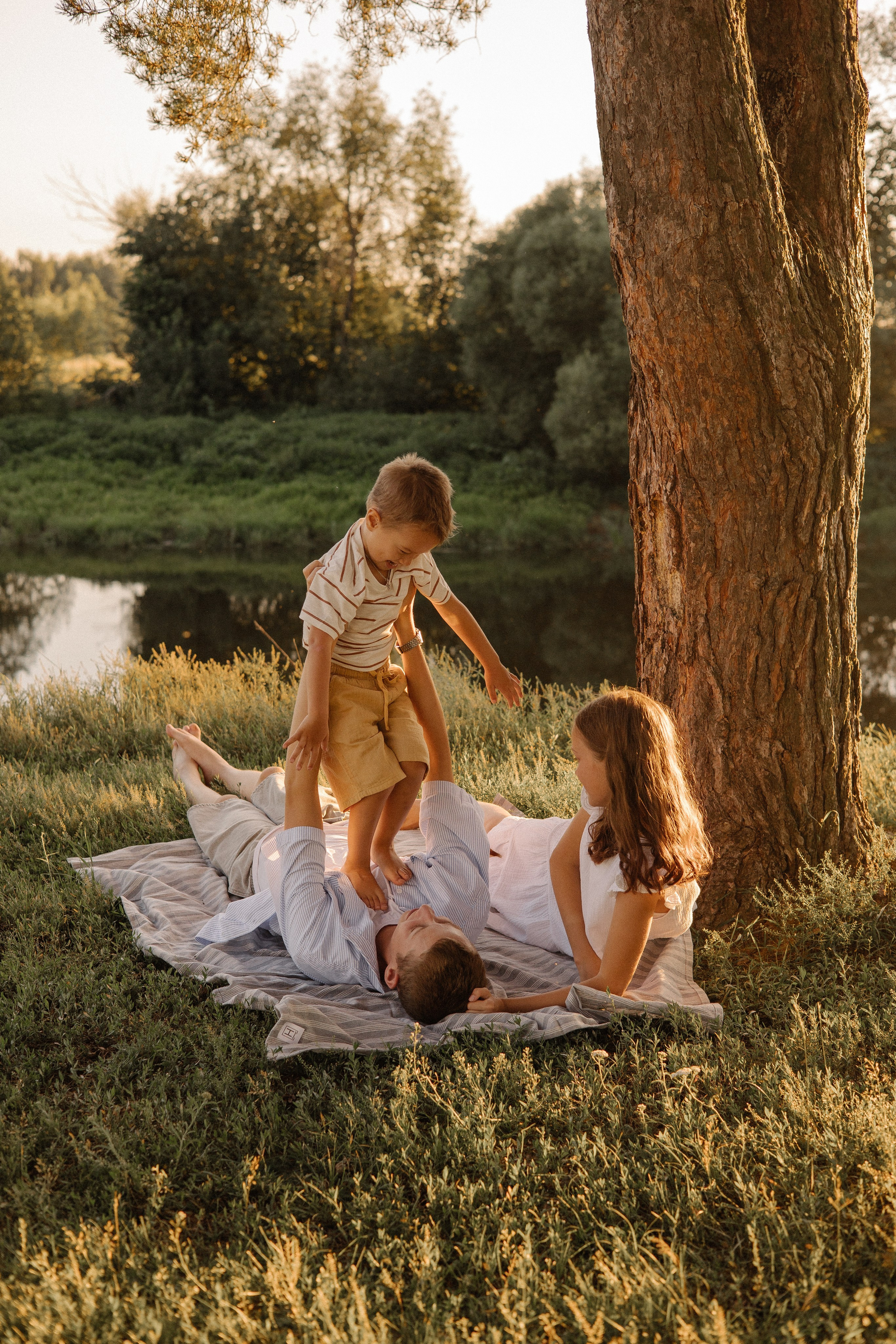 Наргиза, Давид, Диана и Демьян. Семейный фотограф Александра Тарасова