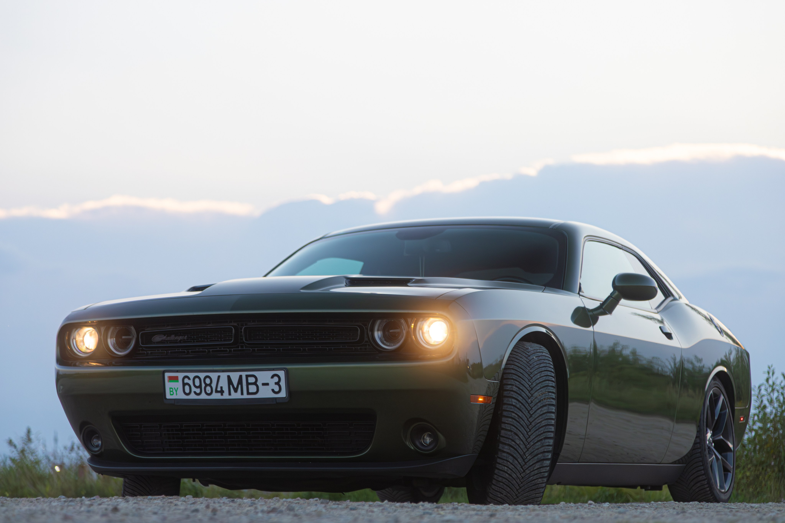 Partner Rent — Dodge Challenger. — Digital Noise —