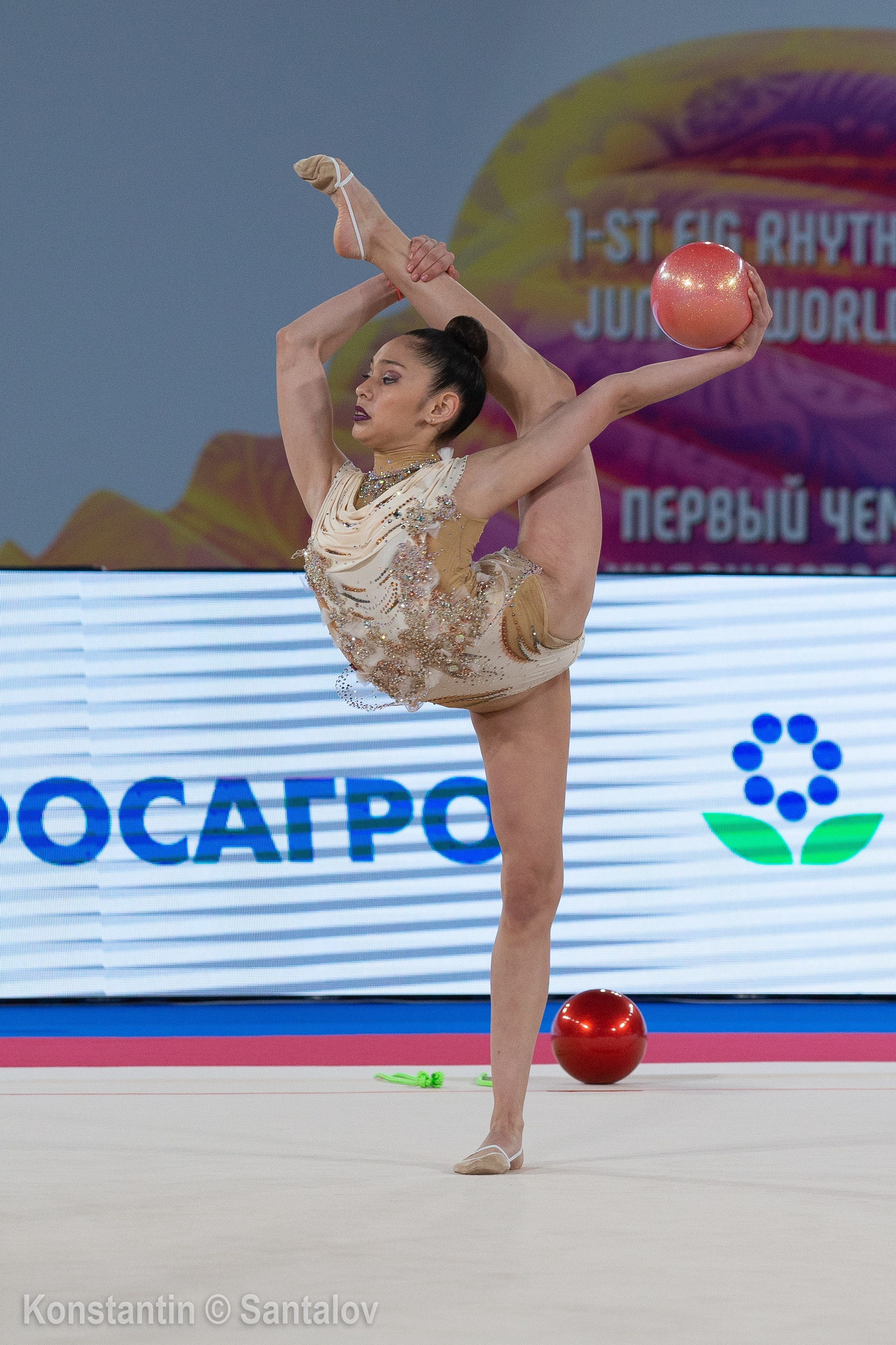I Чемпионат мира среди юниорок, 2019, Москва. GYM-PHOTO. Спорт в кадре