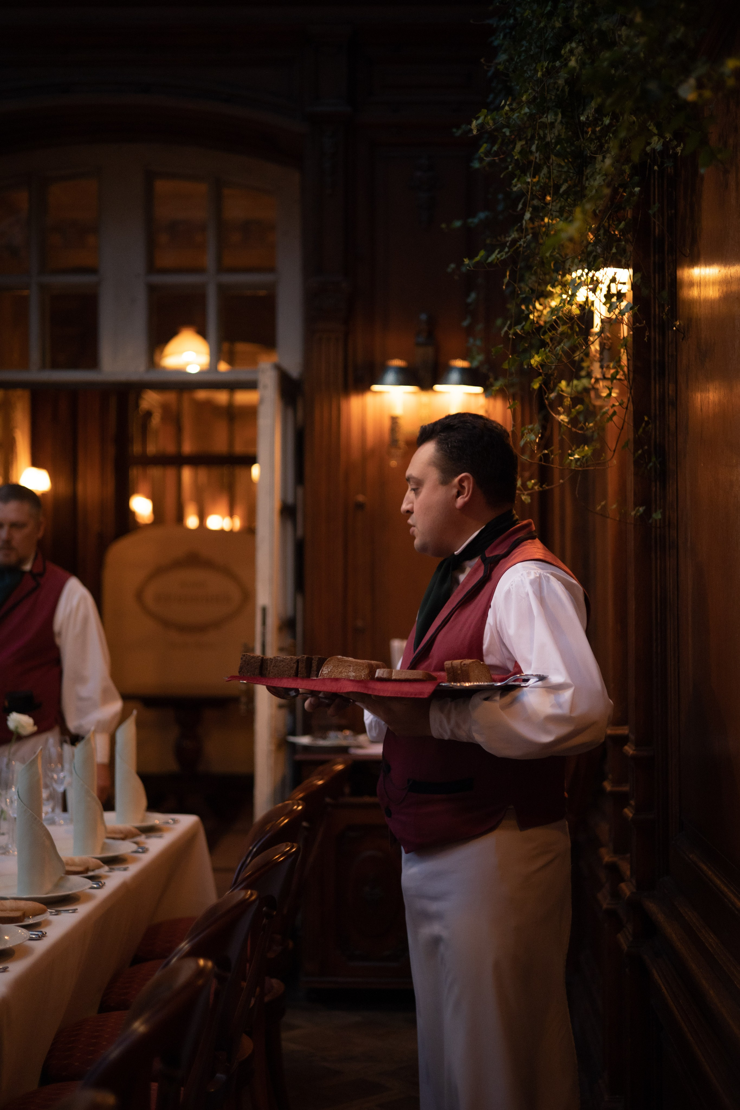 Лола & Иван. Ресторан «Пушкинъ». Оформление свадеб, декор свадеб Вера Маркова, Москва