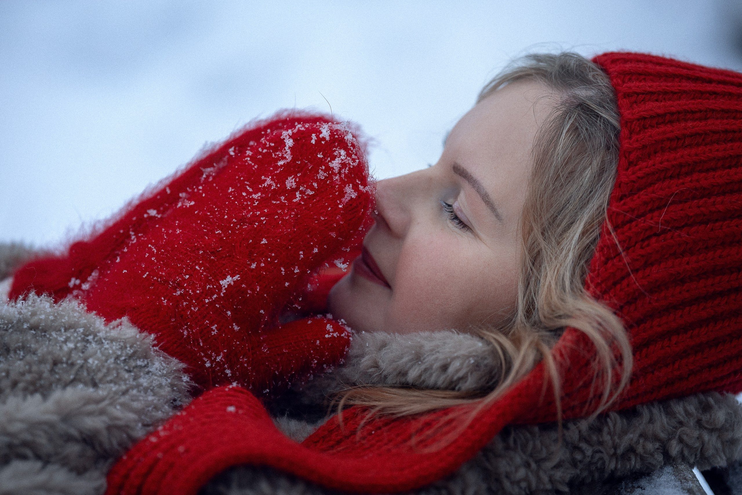 Выход в белый свет. Портретная съемка дома, на улице, в студии