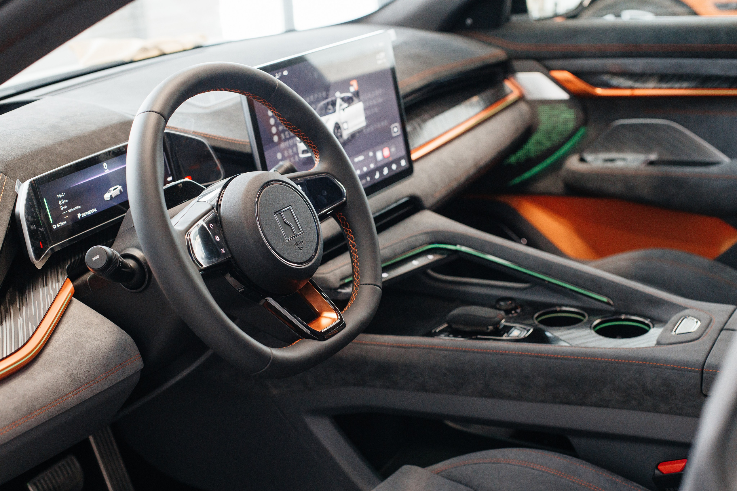 Рекламная фотосессия для Car energy. Фотограф Сиражев Карымсак. Фотосессия, бизнес портреты