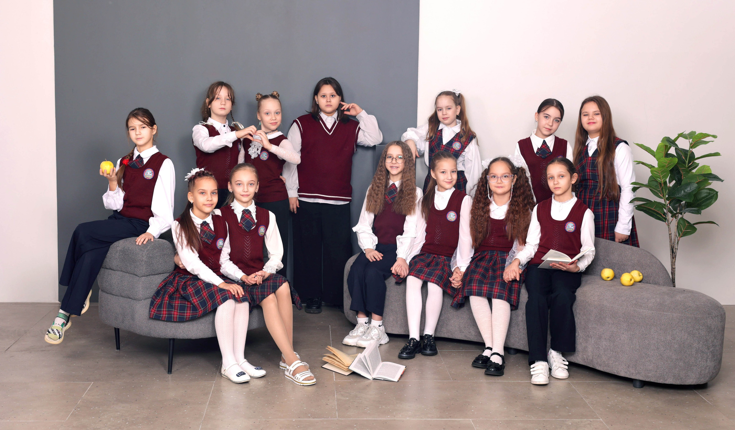 Начальная школа в студии образцы. Выпускные альбомы в г. Самара, Самарская область