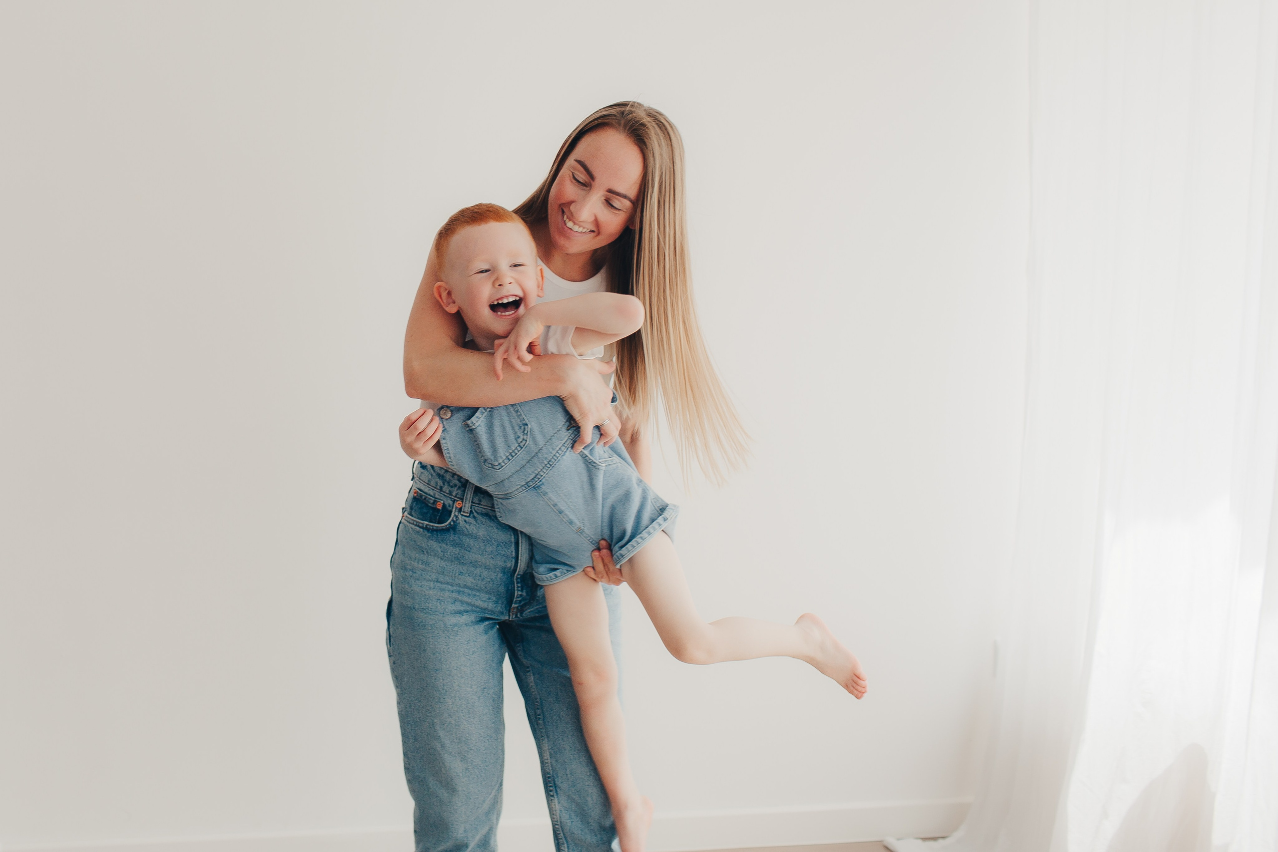 Семейная фотосессия в студии. Фотограф Евгения Мальцева, Архангельск