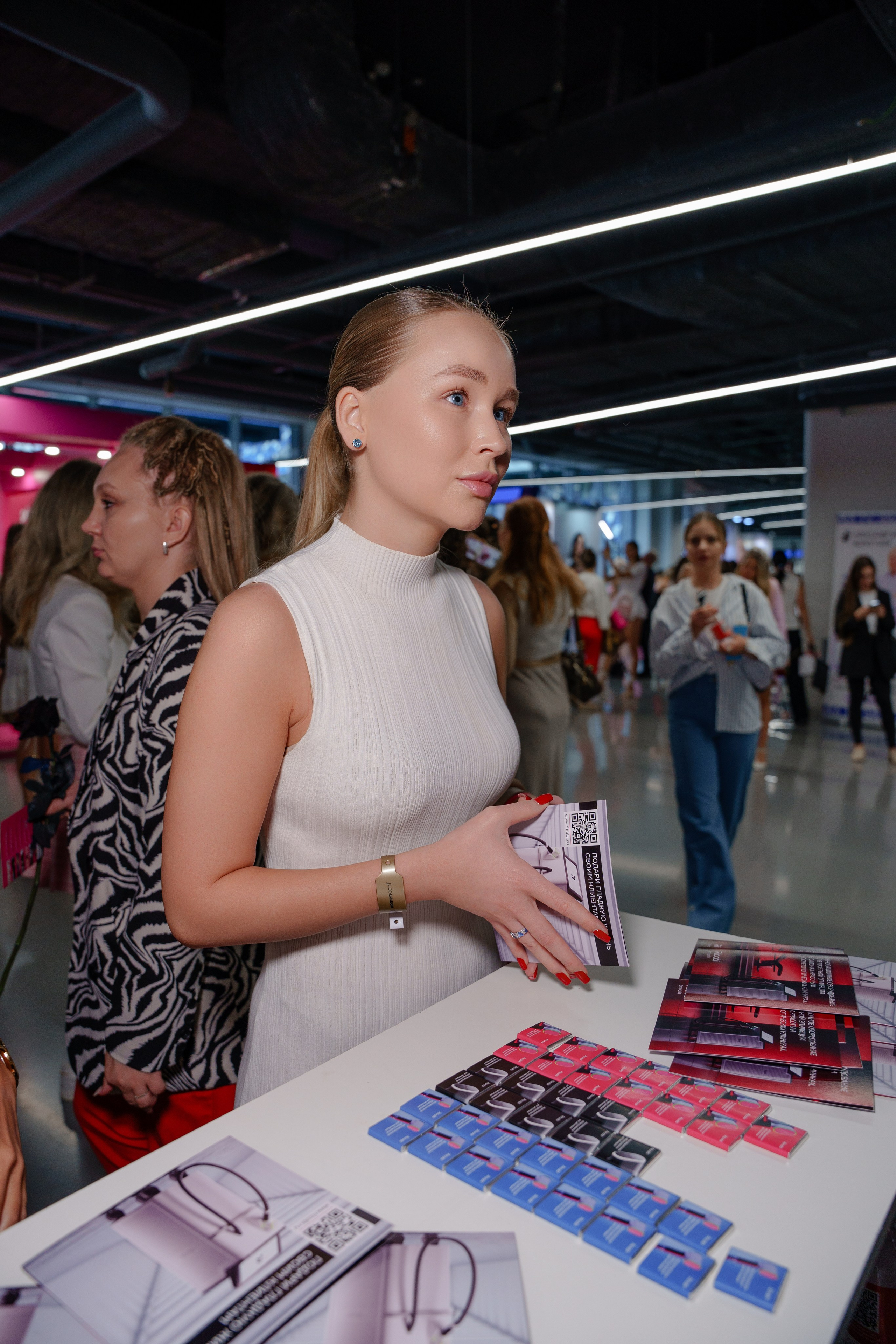 Фотограф на самую масштабную женскую конференцию в России WomenConf. Репортажный фотограф Москва Сергей Дружинин