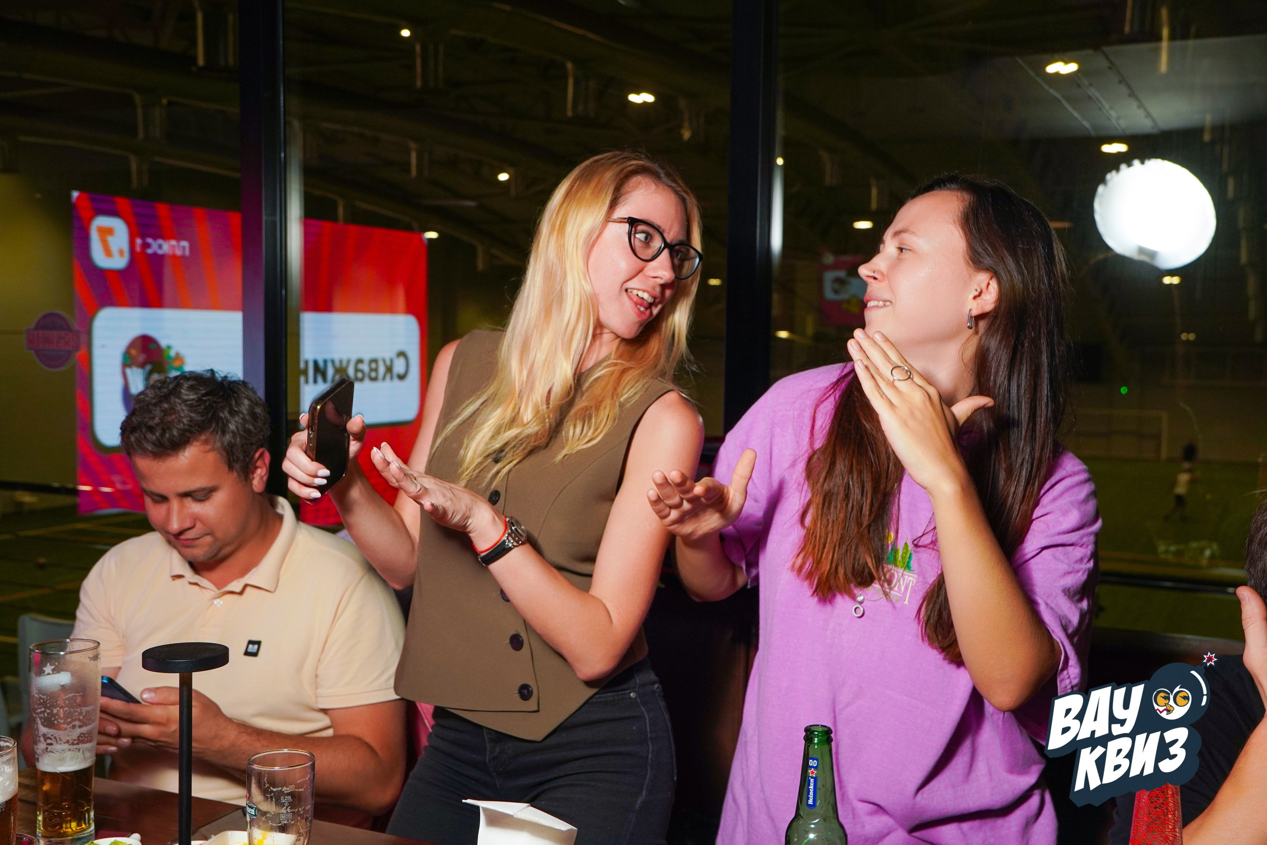 WOW QUIZ DUBAI. Фото | Видео Контент Мишель Ватаманюк