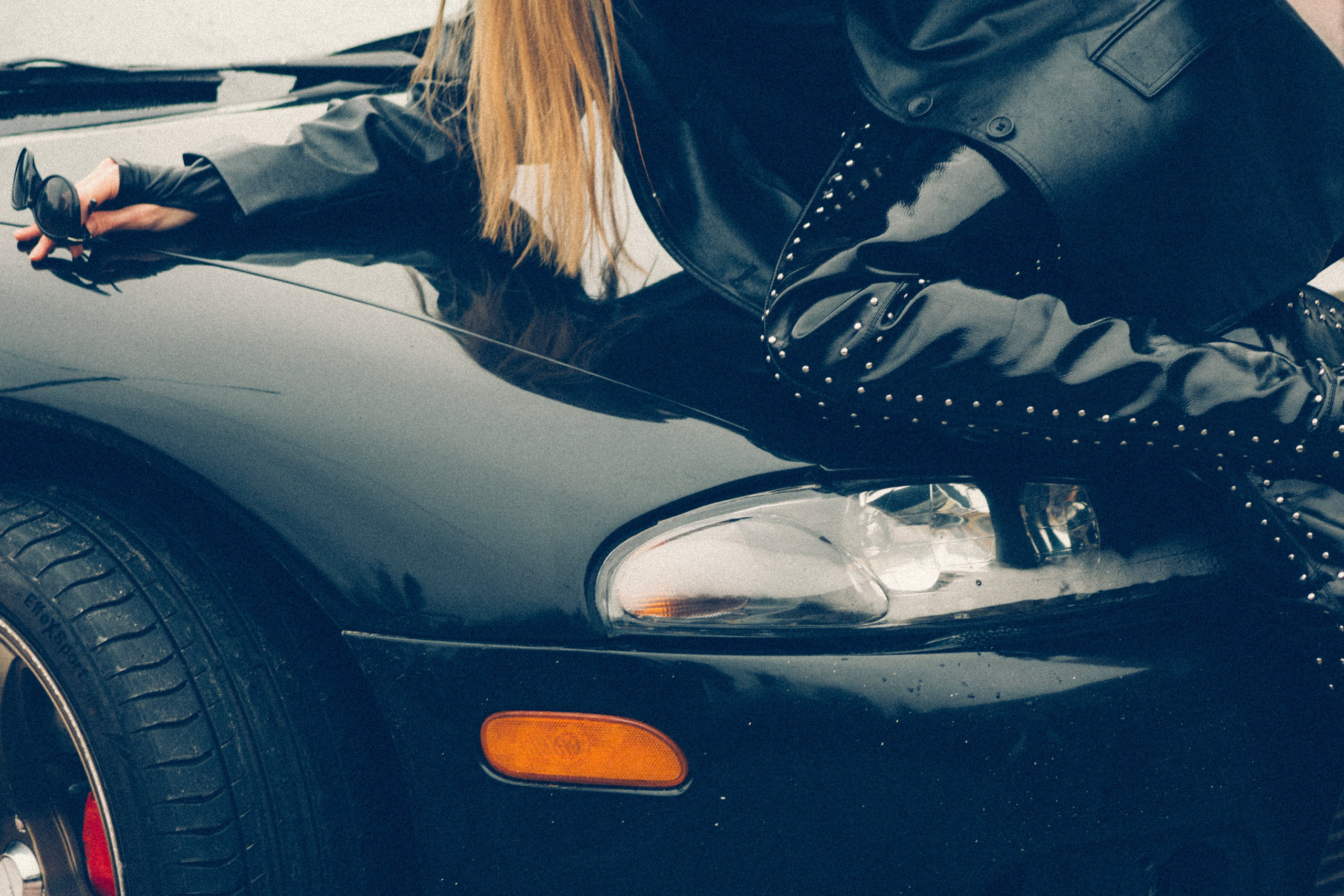 Синий токио. Портретный фотограф в москве вячеслав семиз