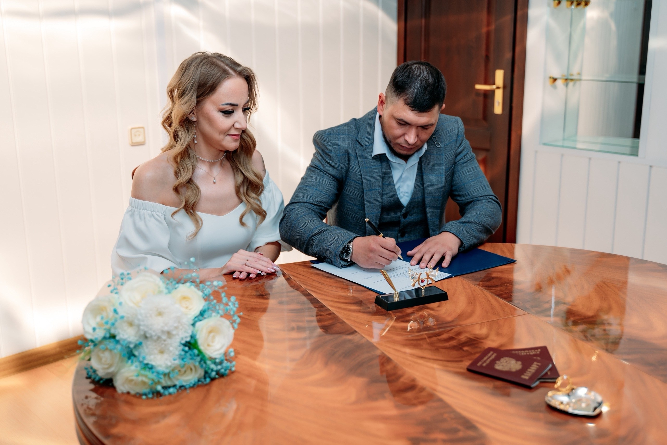 Евгений и Елена. Фотограф Алёна Царькова. Киселевск