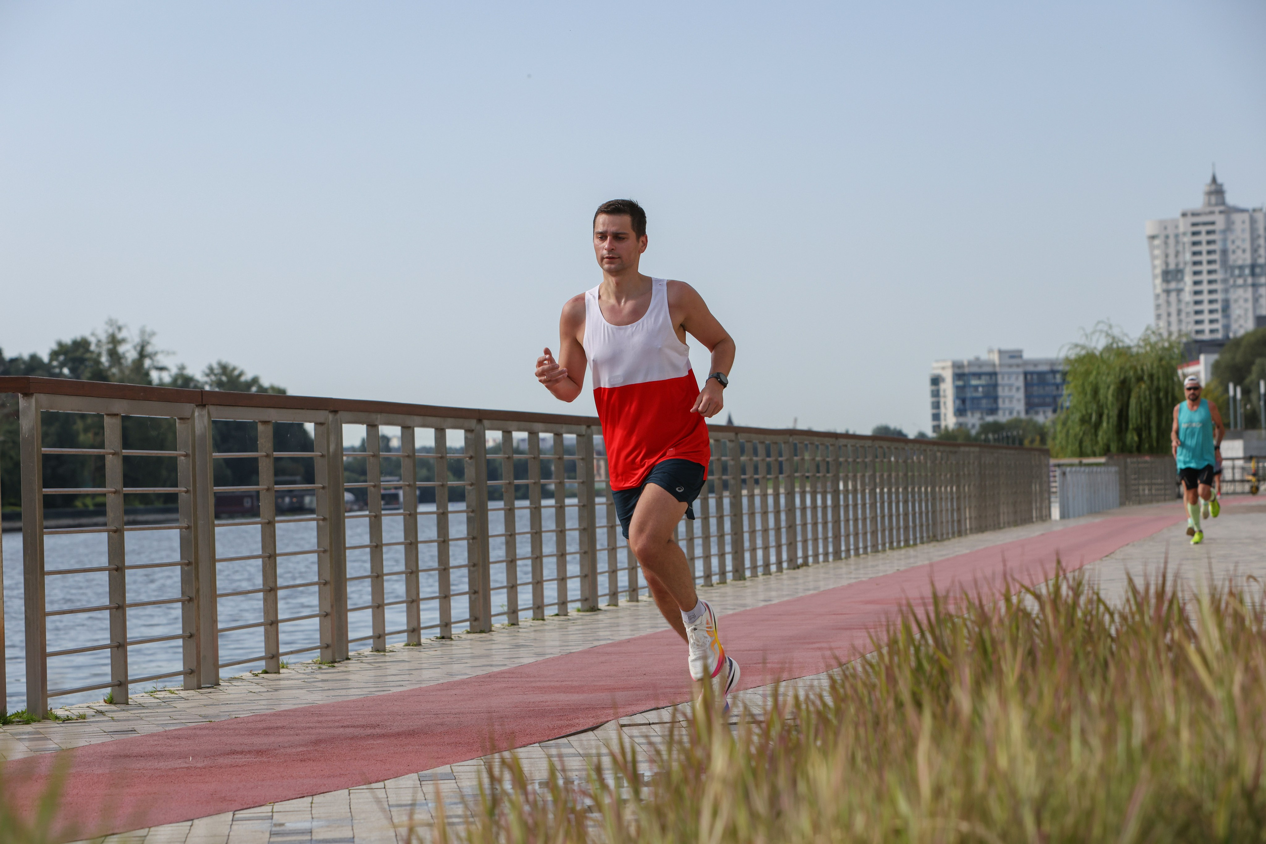 Последний летний старт 5 вёрст Павшинская пойма. Фотограф Сергей Ловкий