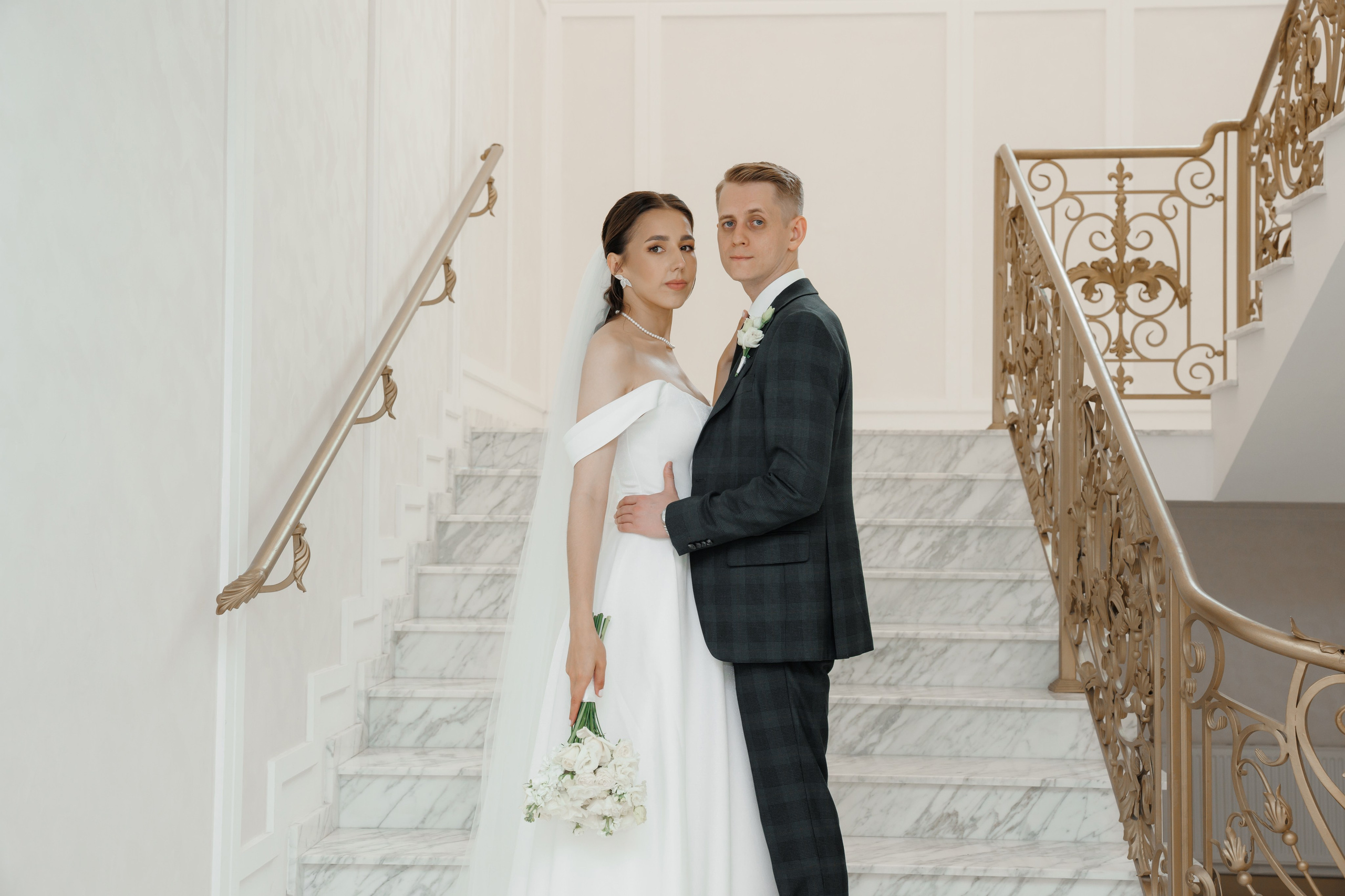 Регистрация в отеле Fish Point, ЗАГС Бутово, прогулка в Остафьево. Свадебный и репортажный фотограф (Москва, Королев и другие)