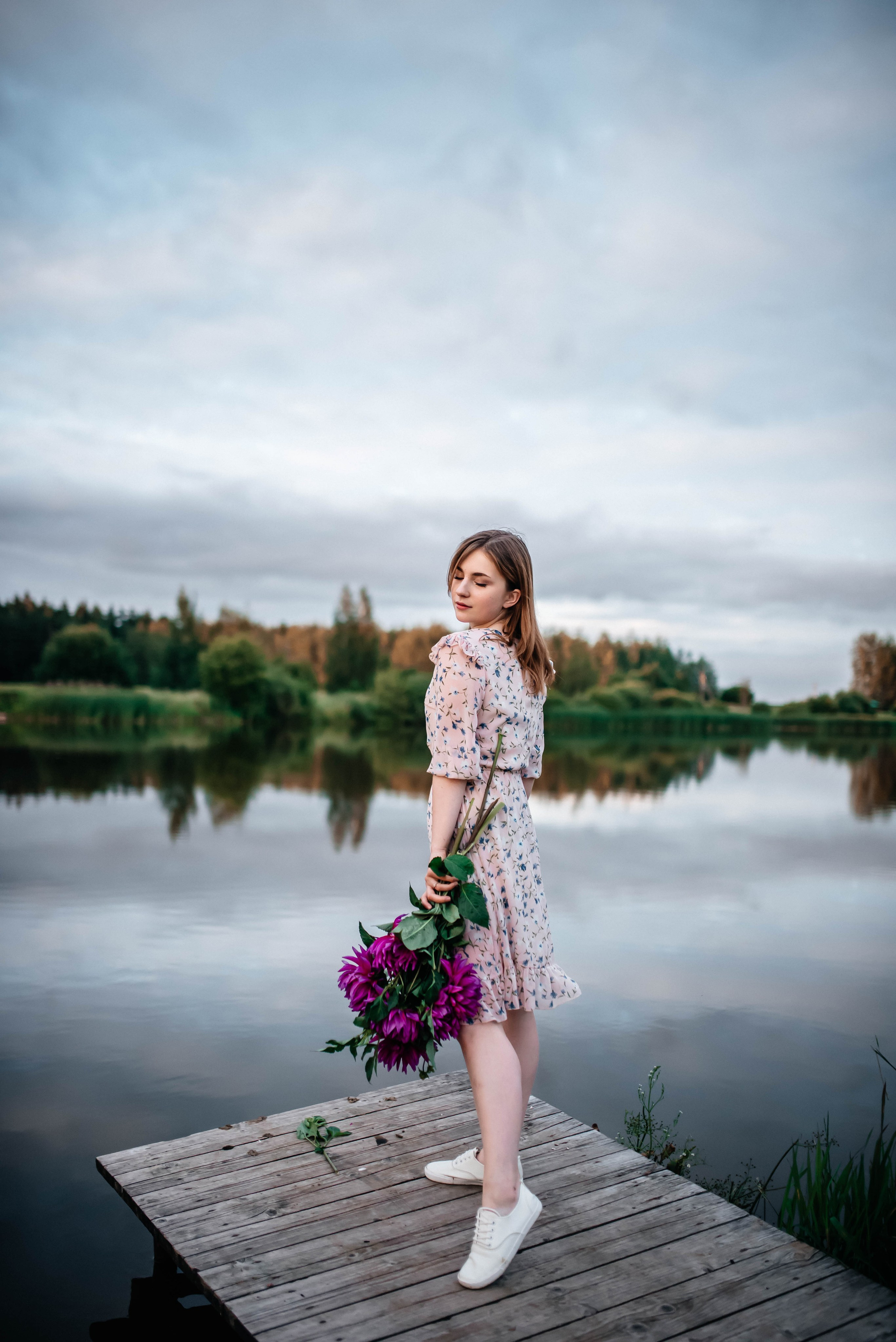 Маша, лето, закат. Главная