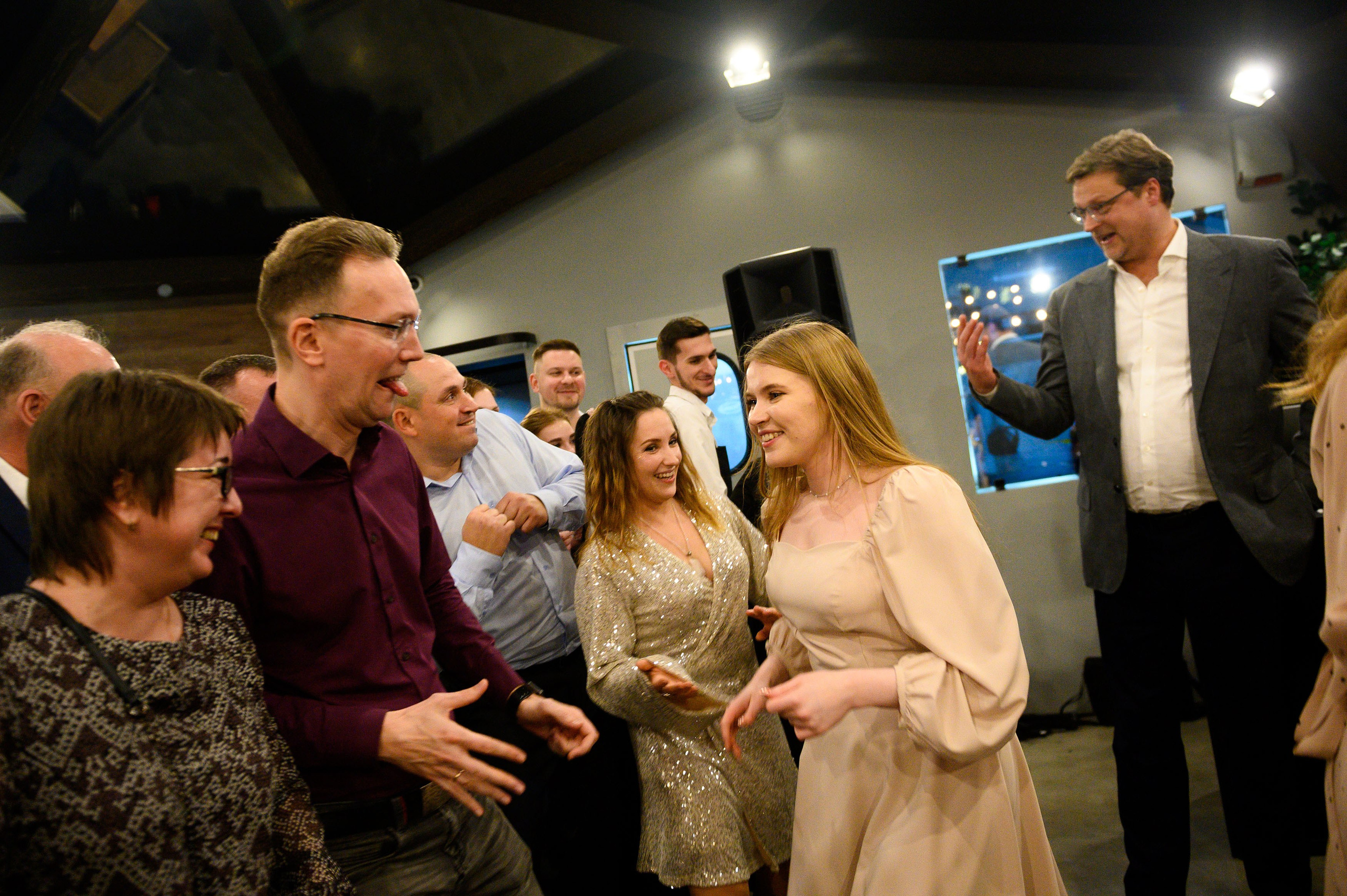 Фотосъемка новогоднего корпоратива. Семейный и свадебный фотограф в Санкт-Петербурге Гришин Юрий